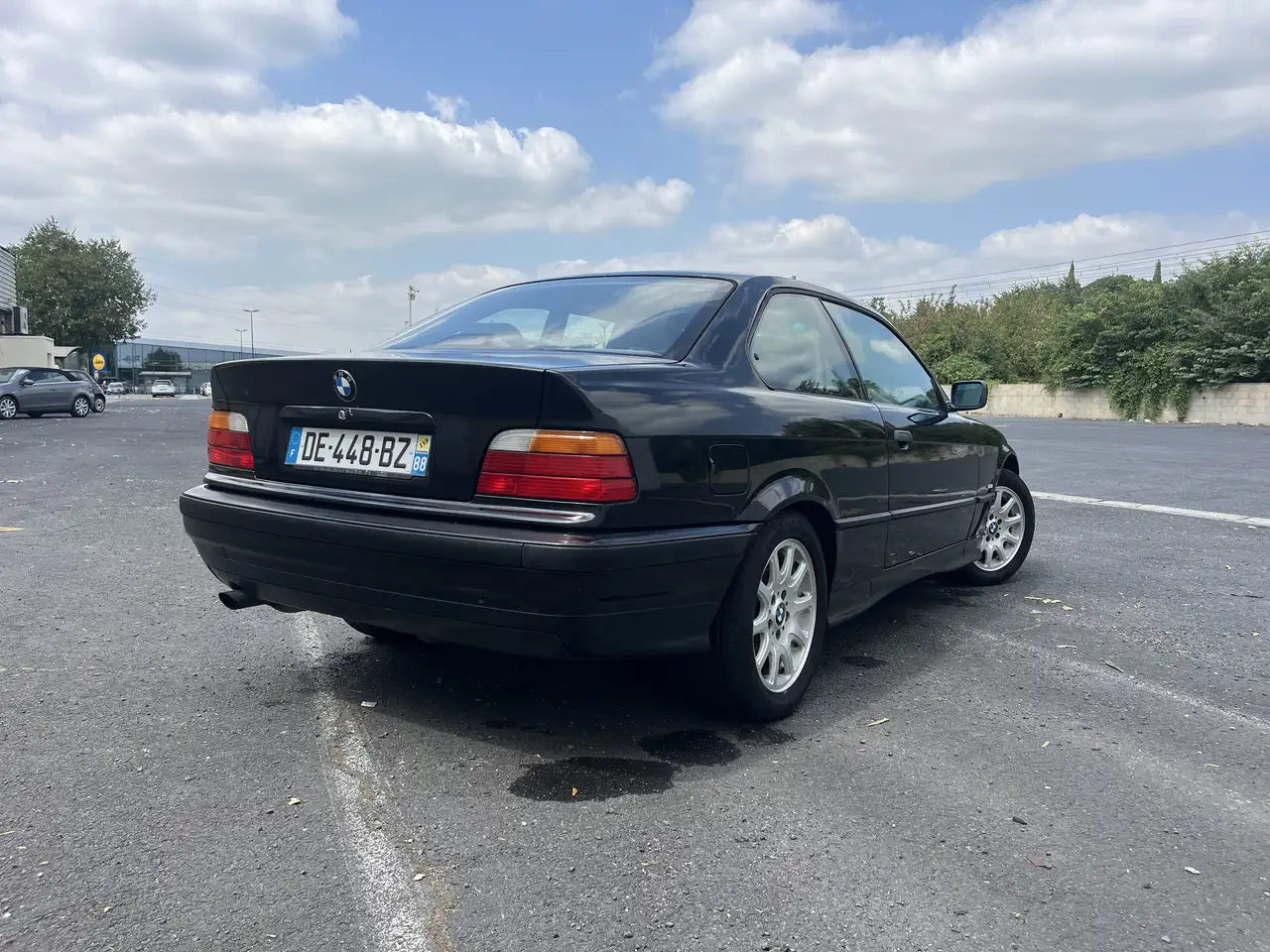 BMW 323i, foto 5
