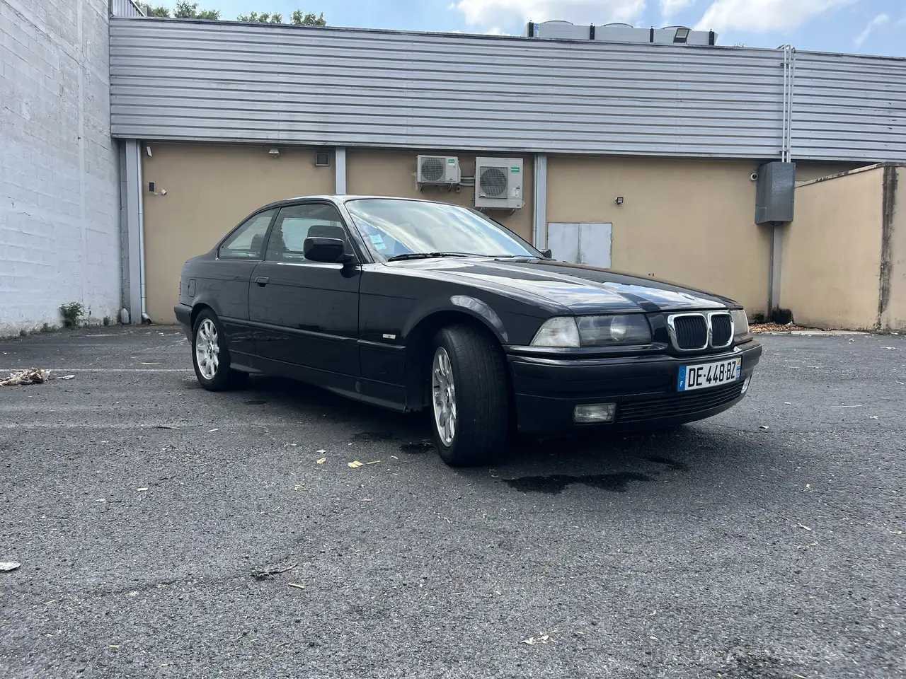 BMW 323i, foto 3