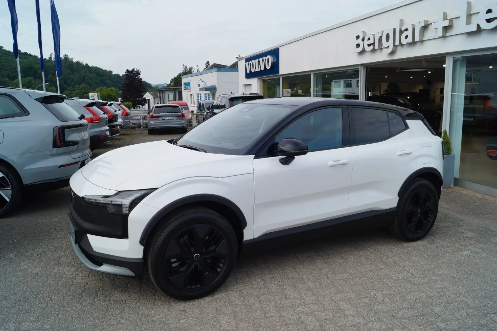 Volvo EX30 Cross Country Twin Perform. AWD Ultra Aut. Blanc - 2