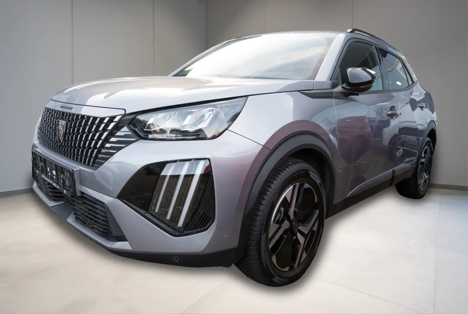 Peugeot 2008 Allure 1.2 PureTech 130 EAT8 Argent - 1