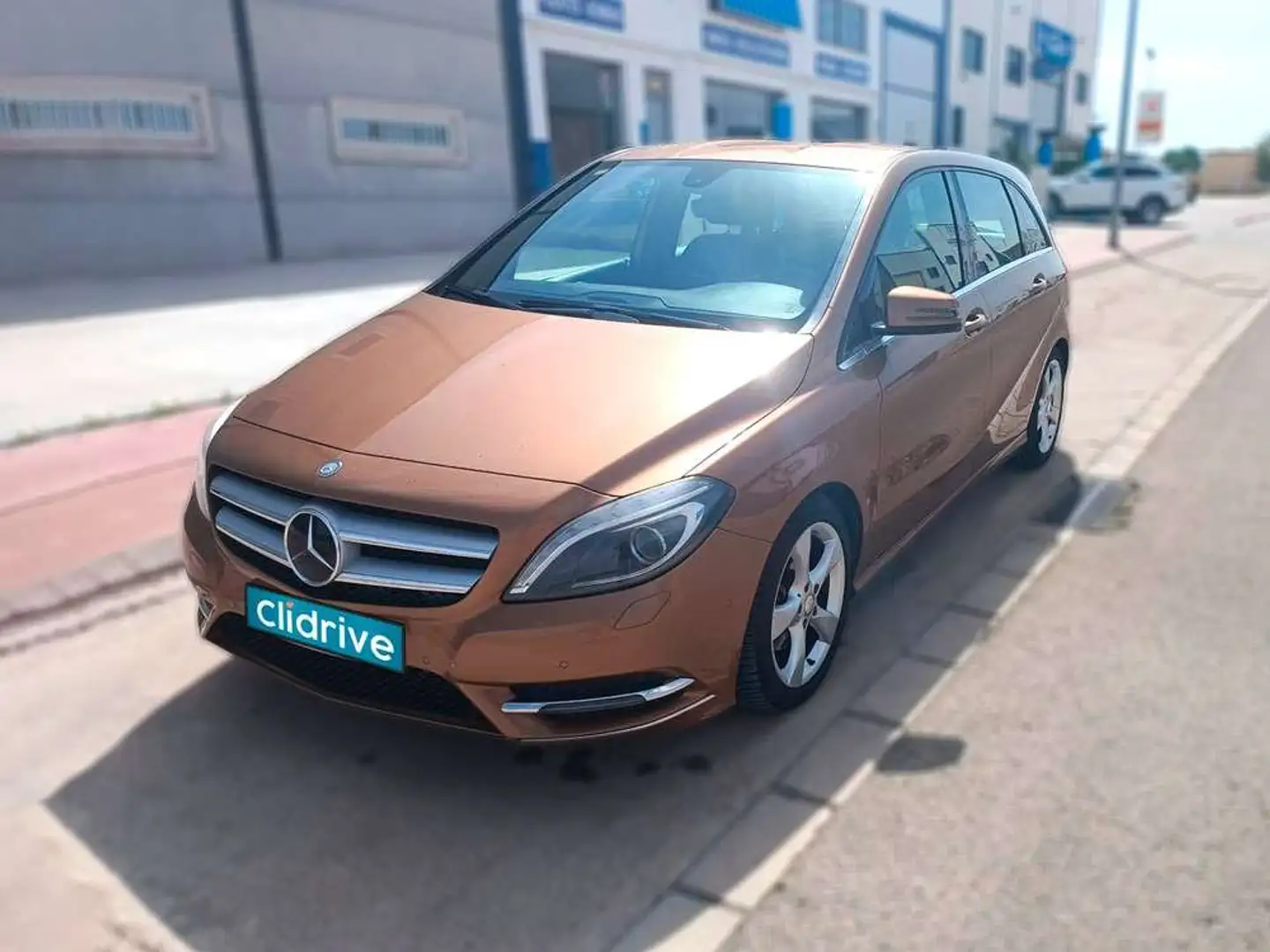 Mercedes-Benz B 180 CDI BlueEFFICIENCY Naranja - 2