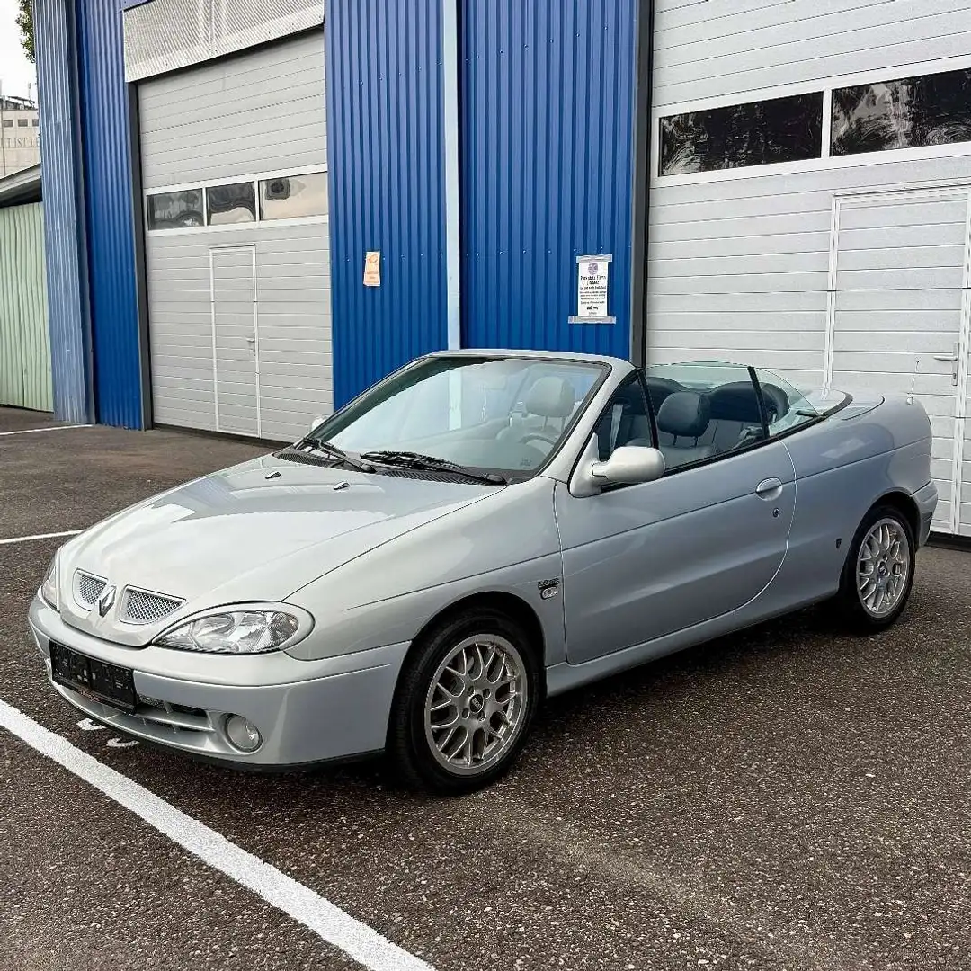 Renault Megane Mégane Cabrio Sport 2,0 16V IDE (BBS-Felgen; Re... Grau - 2