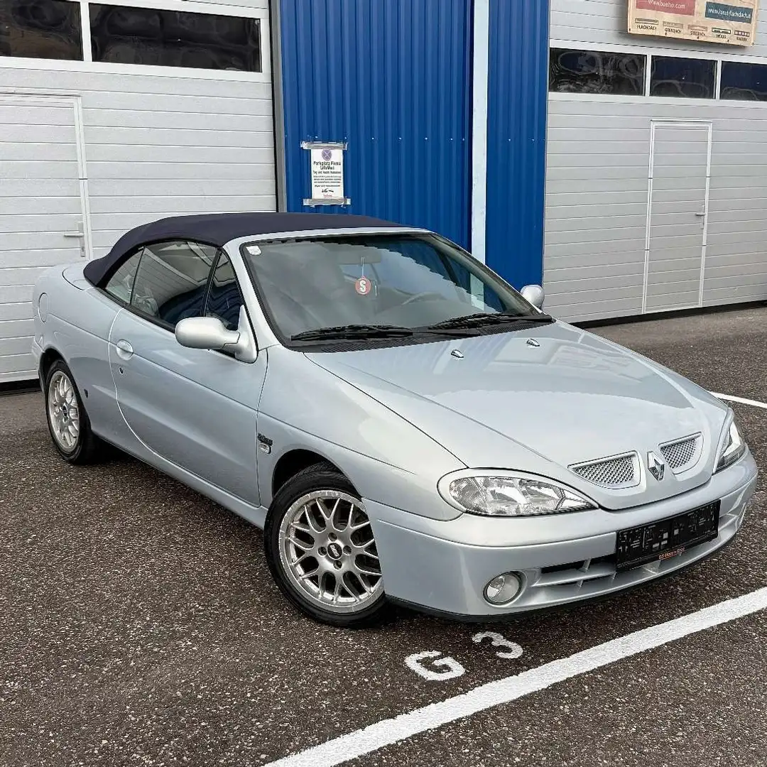 Renault Megane Mégane Cabrio Sport 2,0 16V IDE (BBS-Felgen; Re... Grau - 1