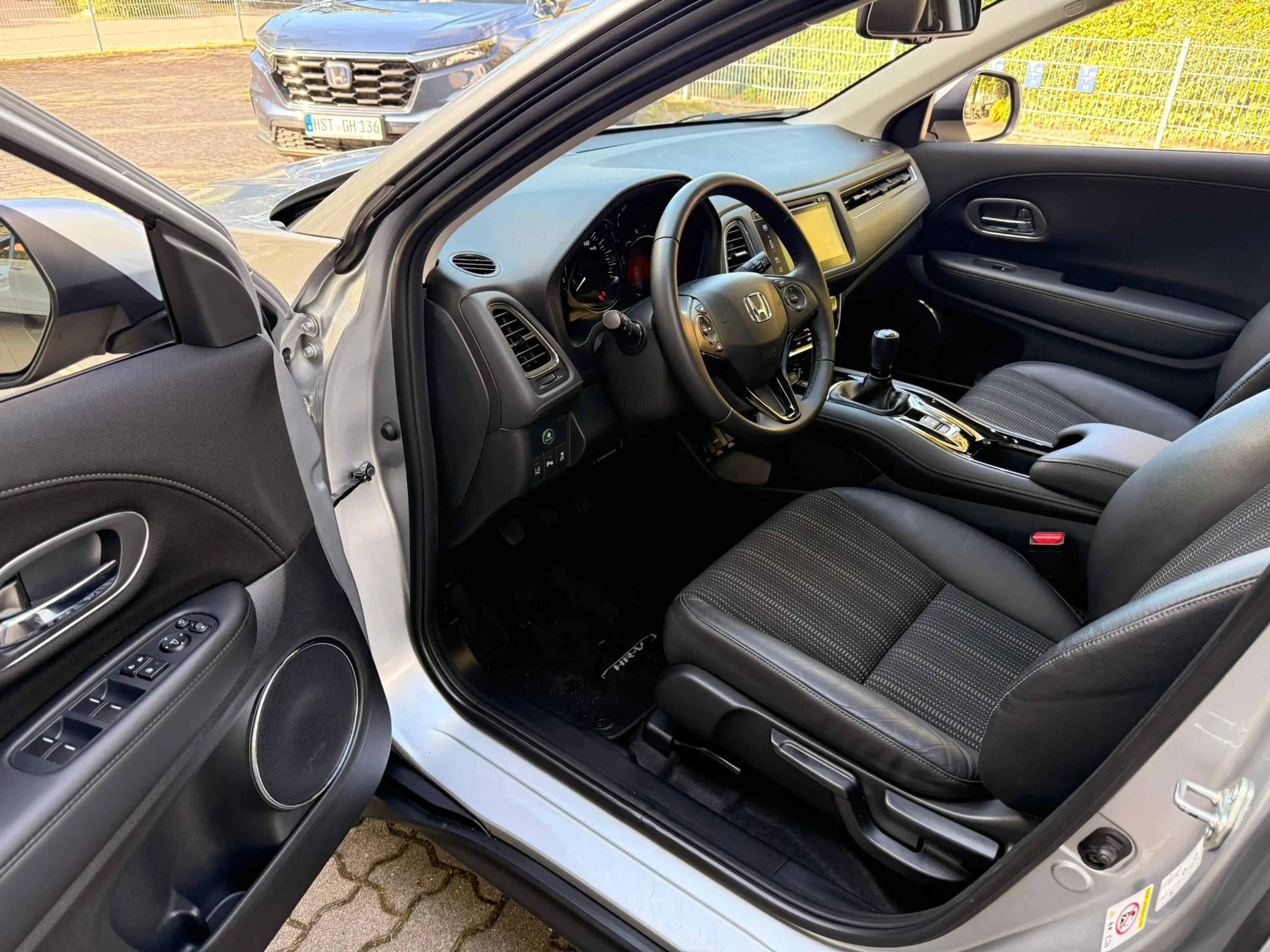 Honda HR-V HR-V 1.5 i-VTEC Executive Rückfahrkamera — photo 8