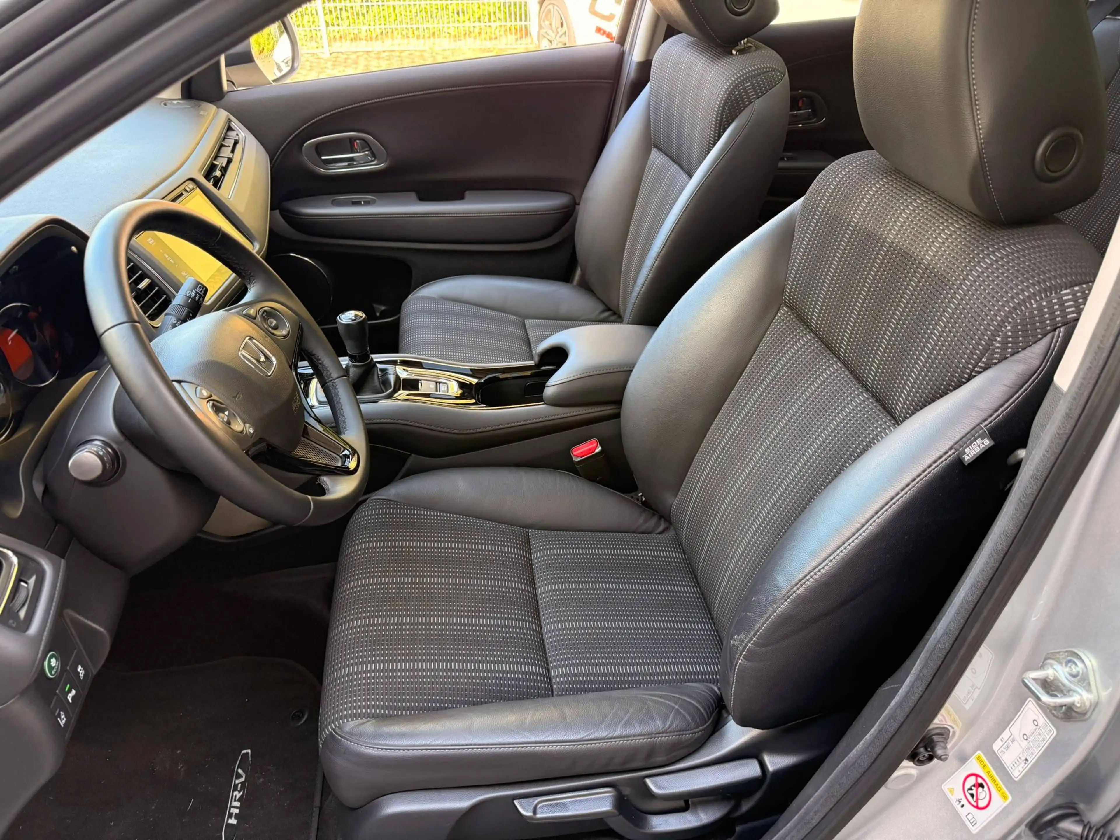 Honda HR-V HR-V 1.5 i-VTEC Executive Rückfahrkamera — photo 9
