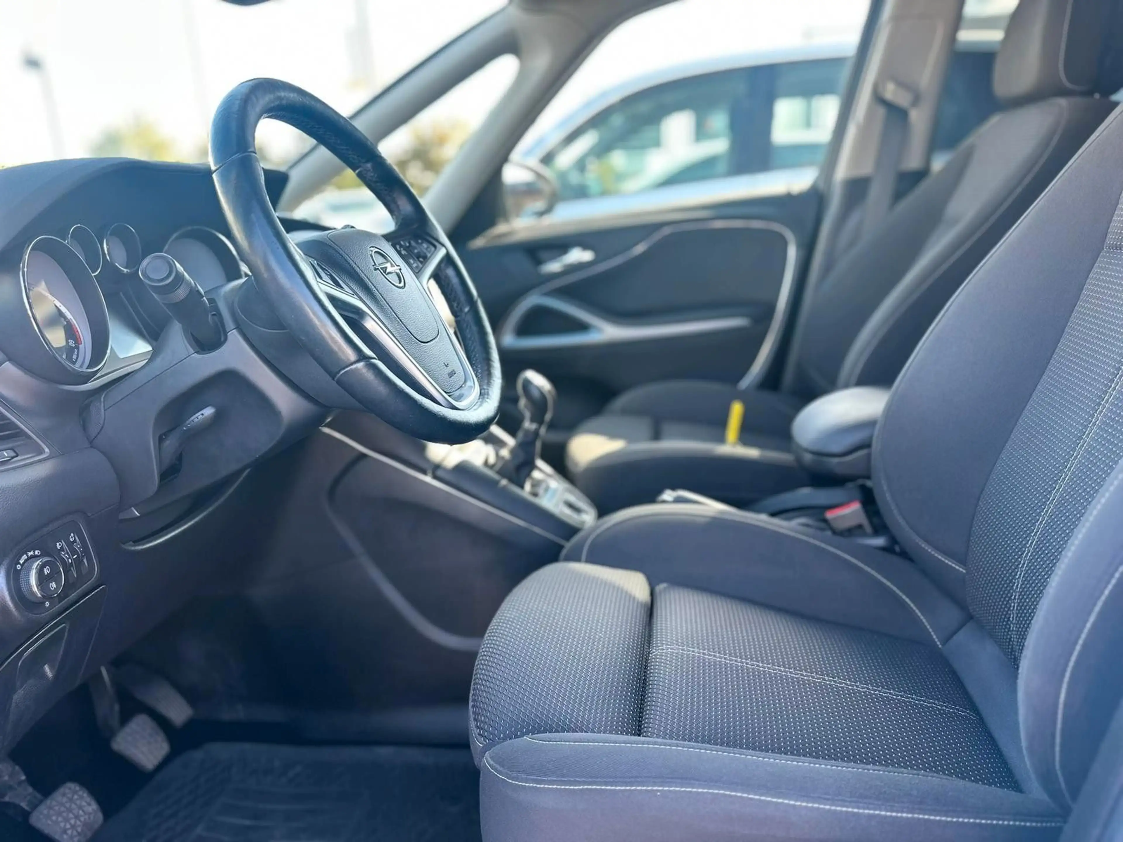 Opel Zafira C Tourer Edition*HU 06*2028 — photo 7