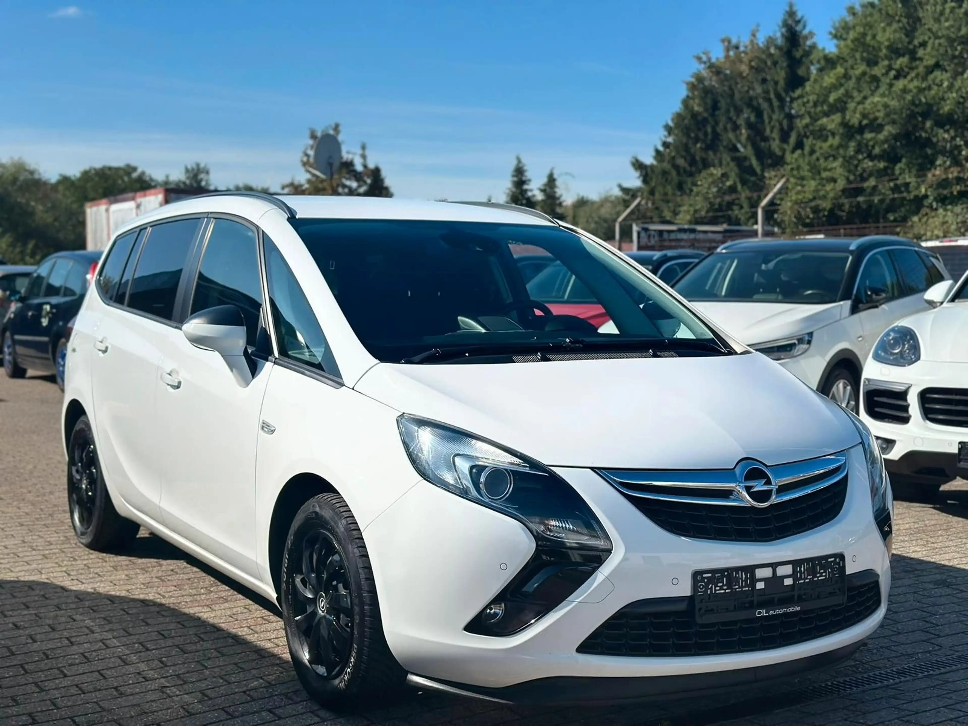 Opel Zafira C Tourer Edition*HU 06*2028 — photo 3