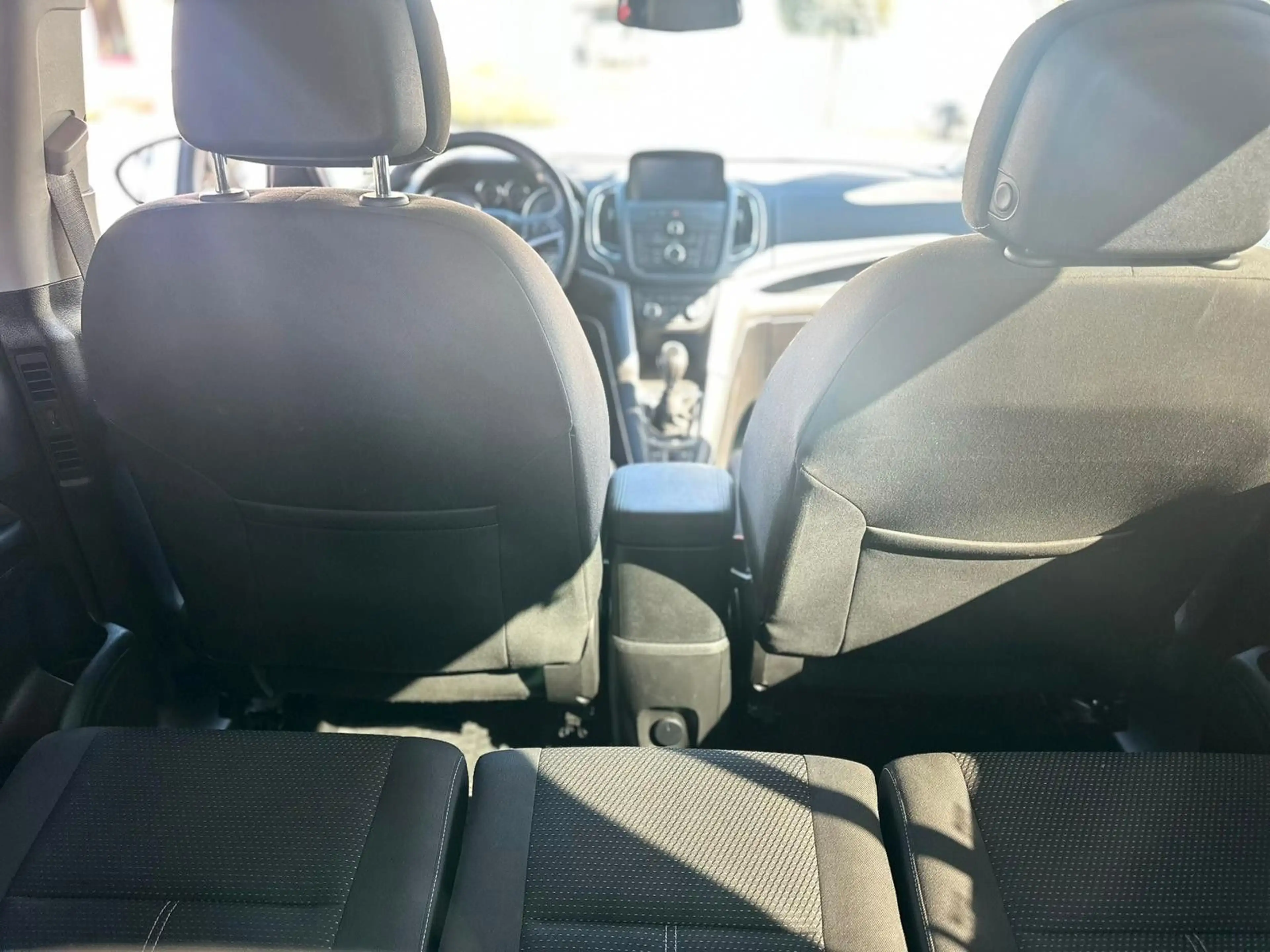 Opel Zafira C Tourer Edition*HU 06*2028 — photo 10