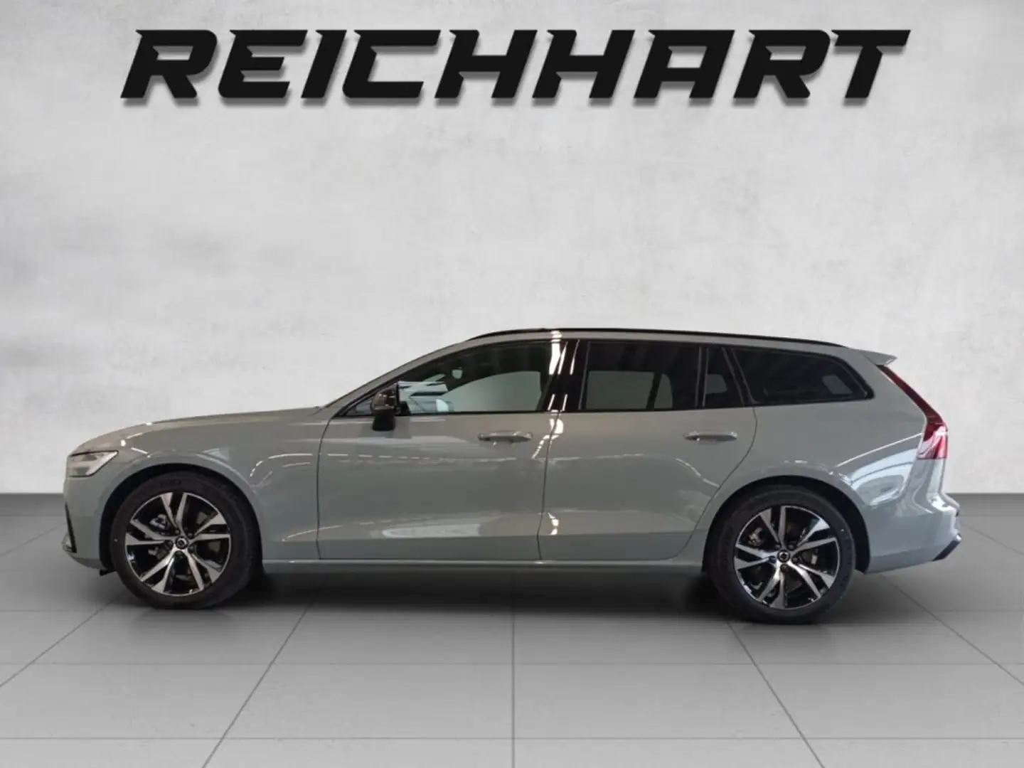 Volvo V60 Plus, B4 Mild Hybrid, Benzin, Dark Grau - 2