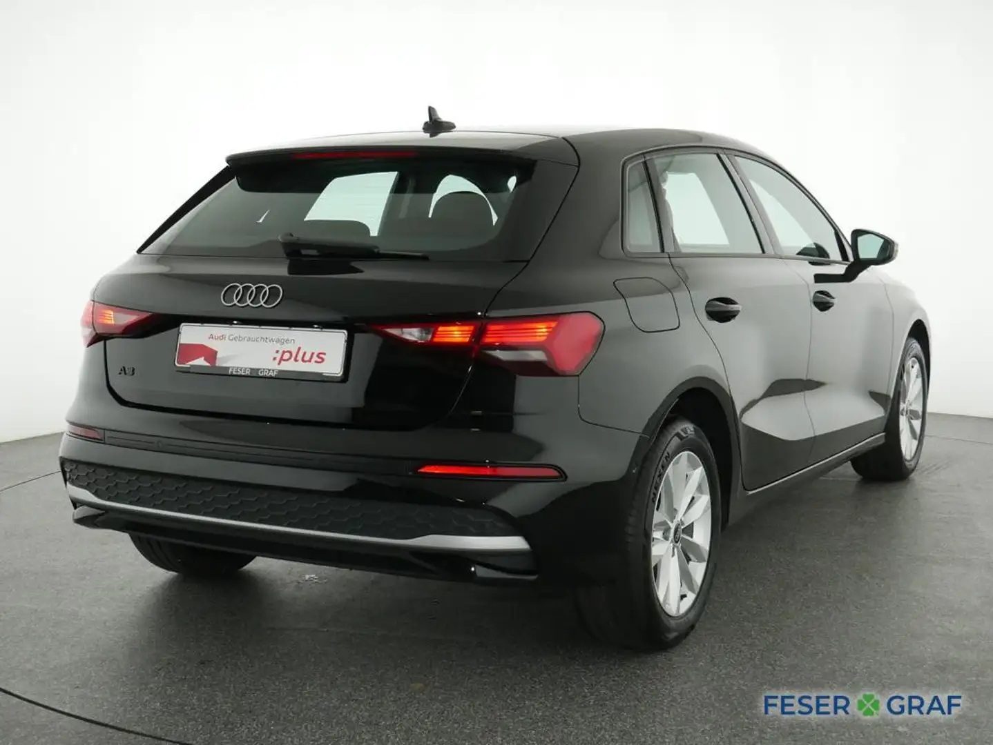 Audi A3 30 TFSI S tronic SmartphoneI,PDC,Sitzhzg Schwarz - 2
