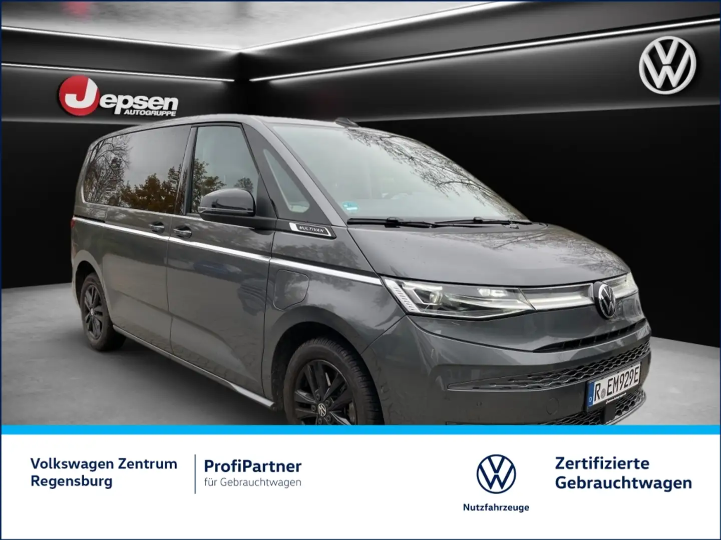 Volkswagen T7 Multivan Style 1.4 eHybrid DSG PANO AHK LED Grau - 1
