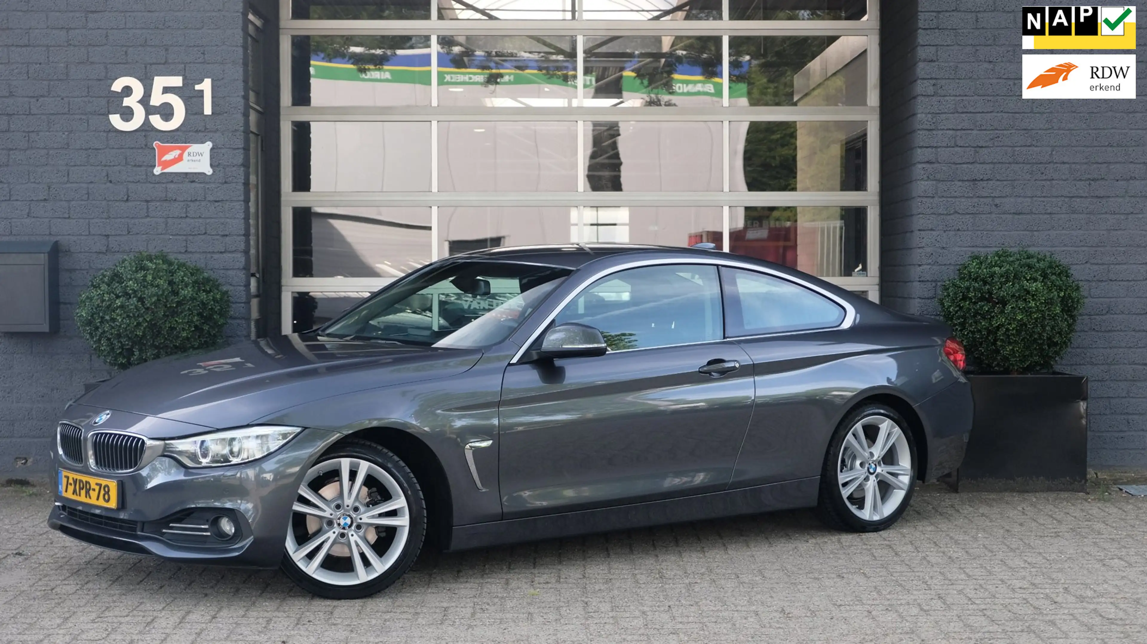 BMW 420 4-serie Coupé 420i High Executive Leder Camera | 1
