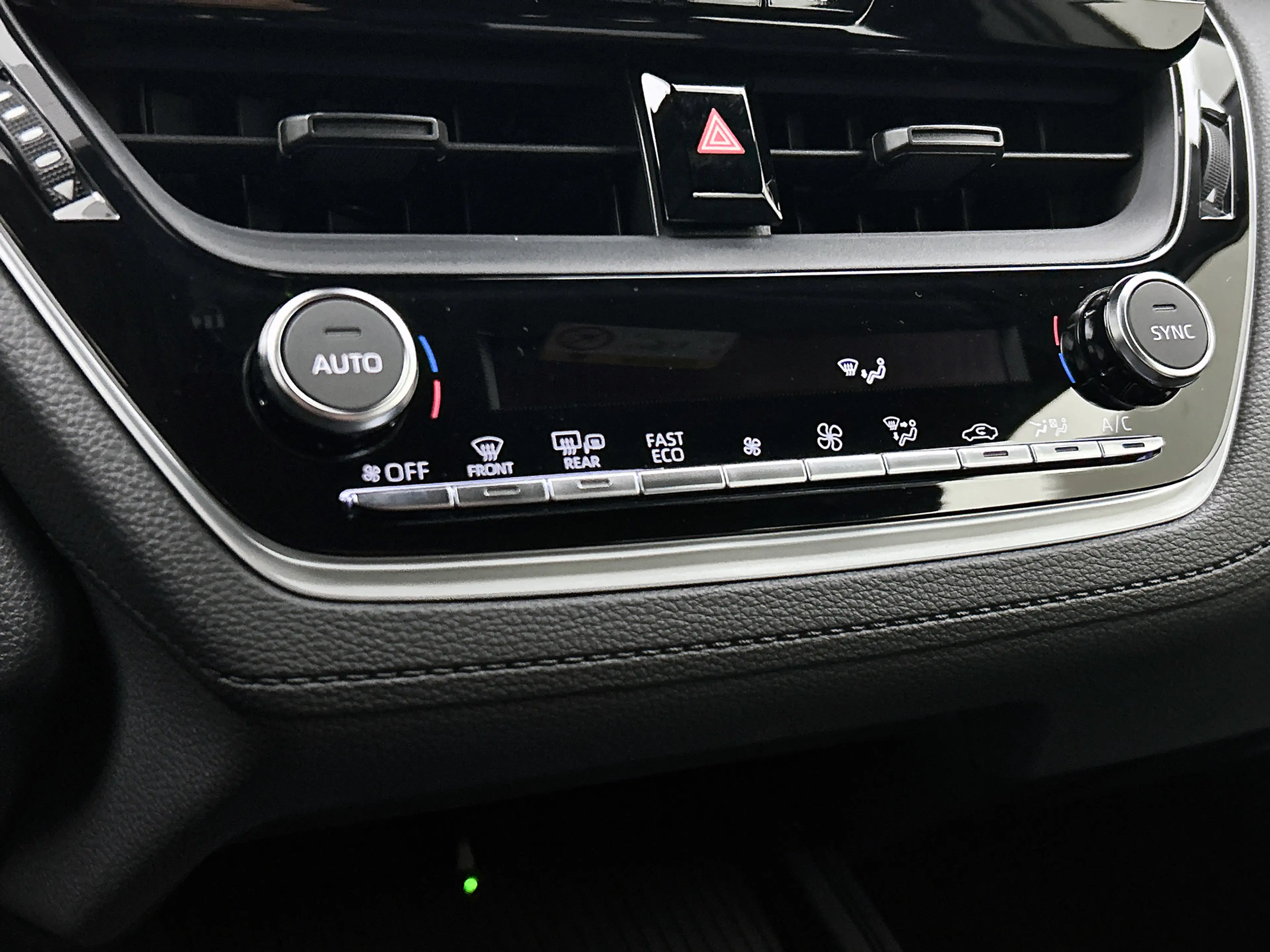Toyota Corolla Cross Hybrid 140 Active 3500,- voordeel! Carplay | ACC | — photo 10
