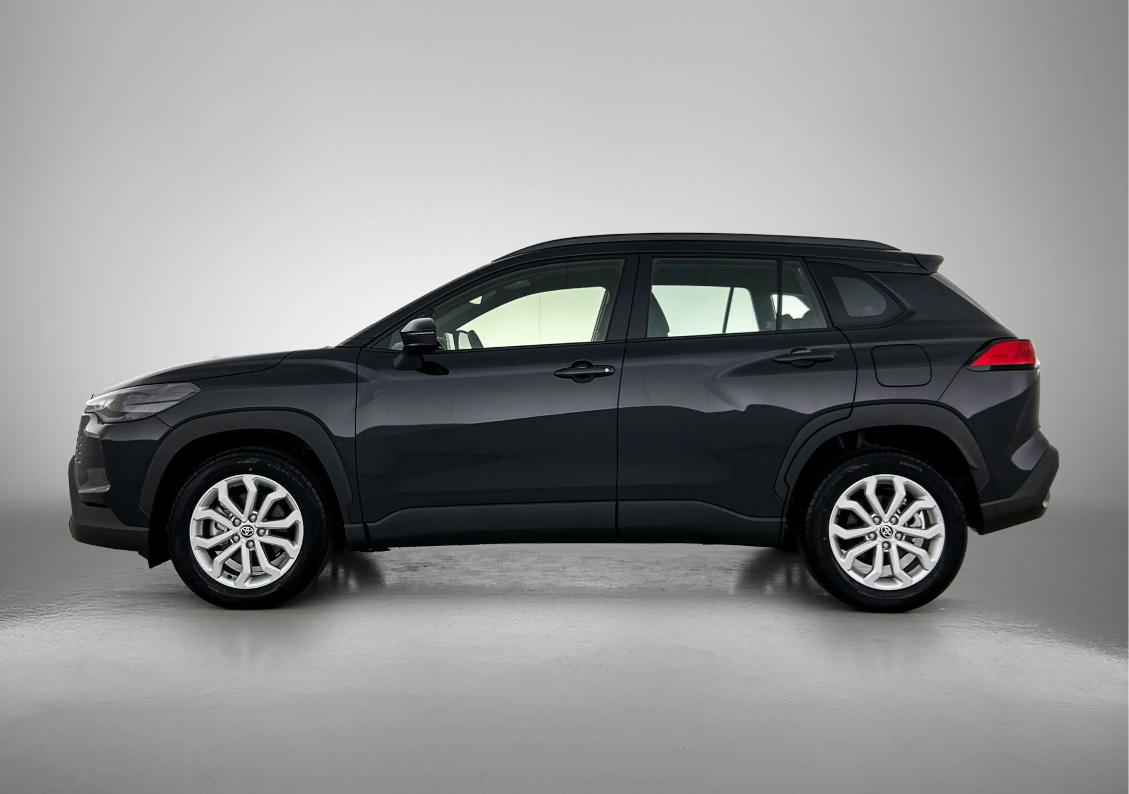 Toyota Corolla Cross Hybrid 140 Active 3500,- voordeel! Carplay | ACC | — photo 3