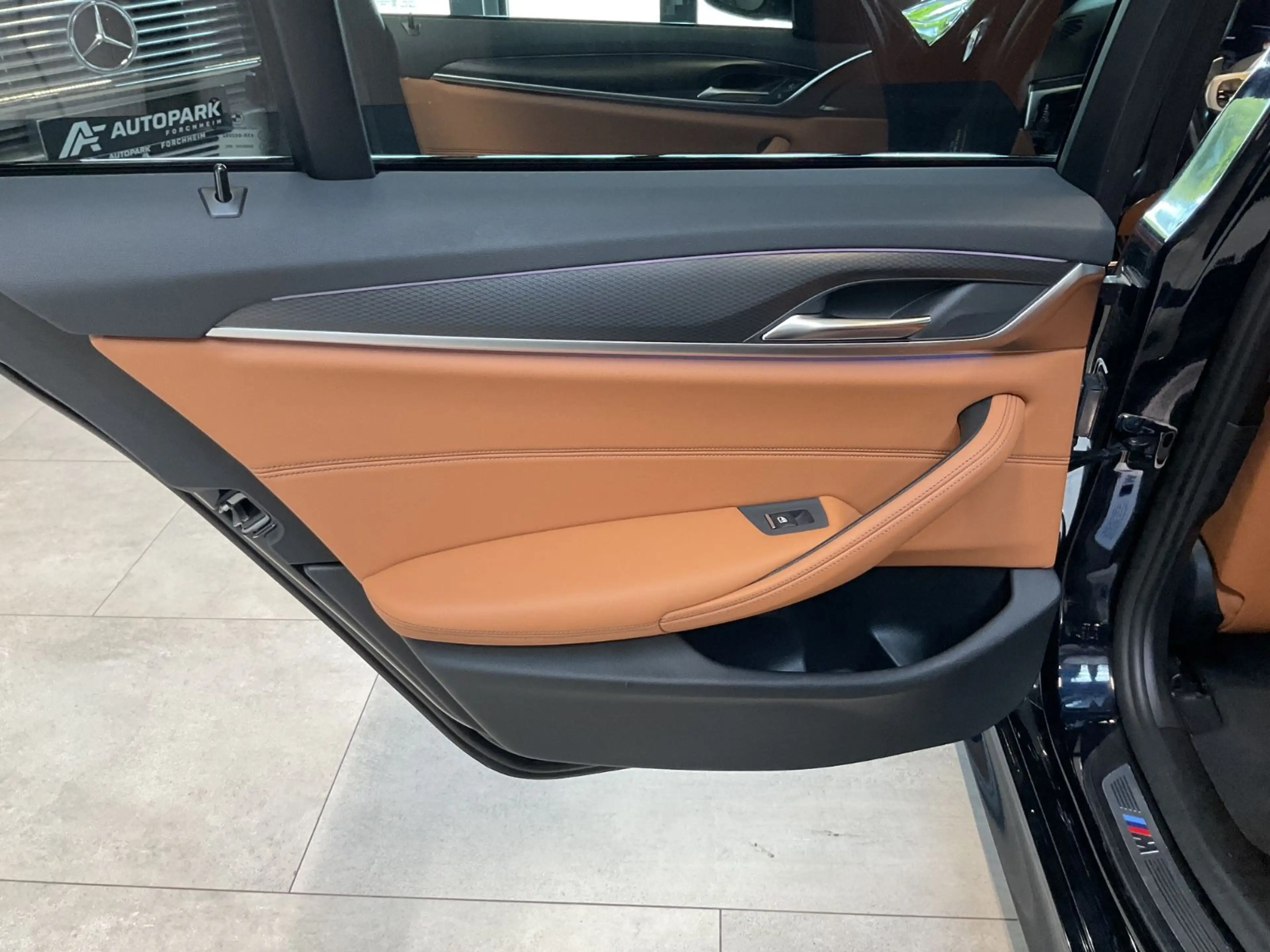 BMW 530 e xDr. M Sport AHK Laser Leder HiFi HuD Kame. — photo 9