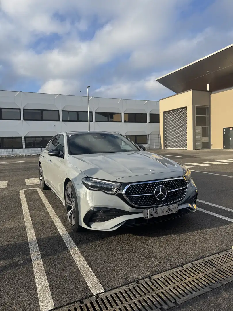 Mercedes-Benz E 300 E300de 4Matic !!Komplett Vollaustattung!! Amg line - 1