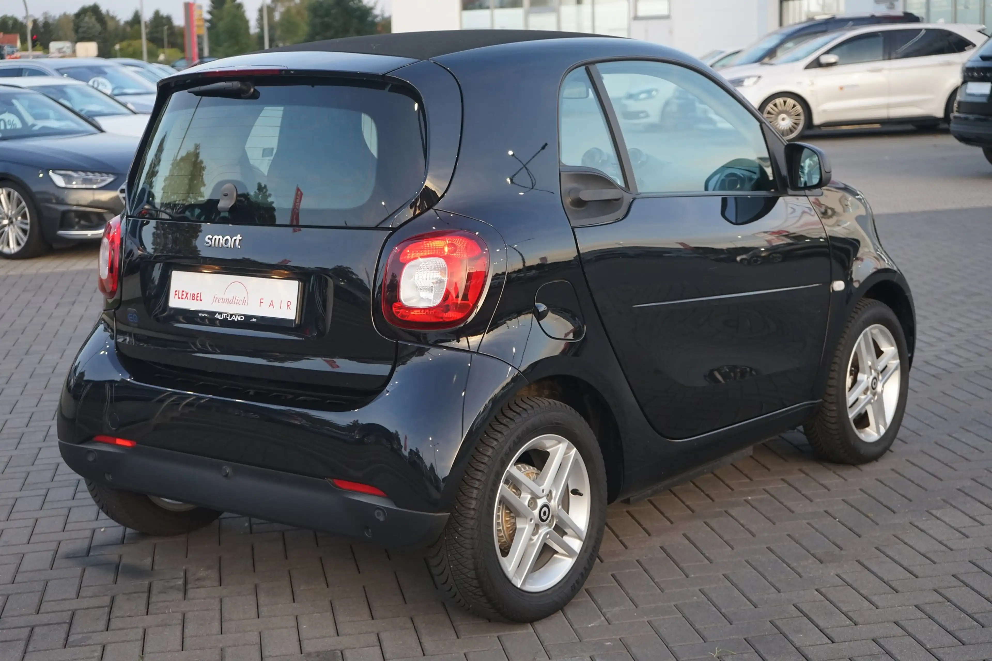 smart forTwo fortwo coupe electric drive / EQ Sitzheizung DAB — photo 7