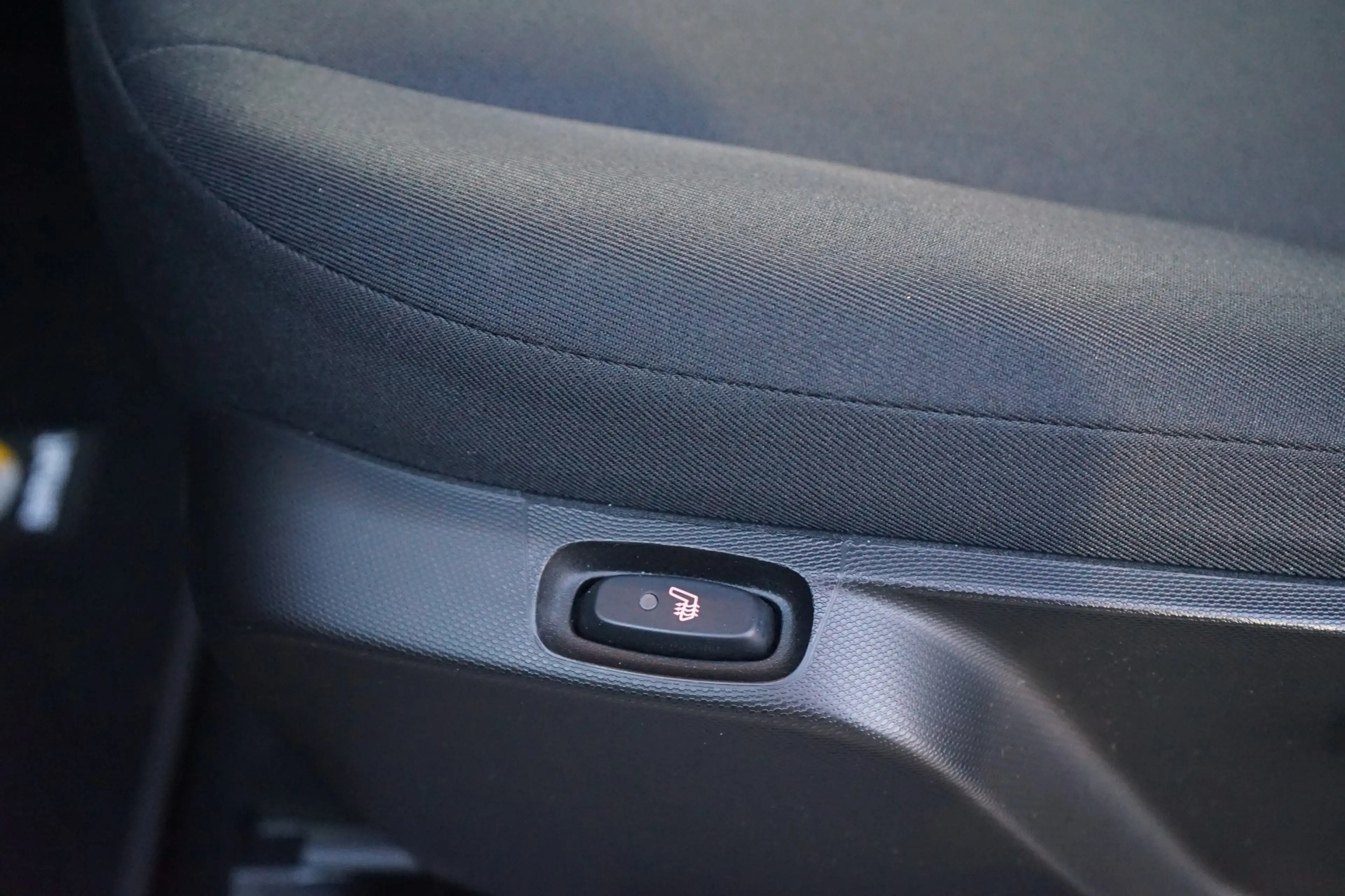 smart forTwo fortwo coupe electric drive / EQ Sitzheizung DAB — photo 15