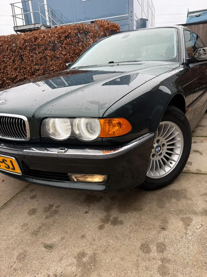 BMW 735 735i - 2