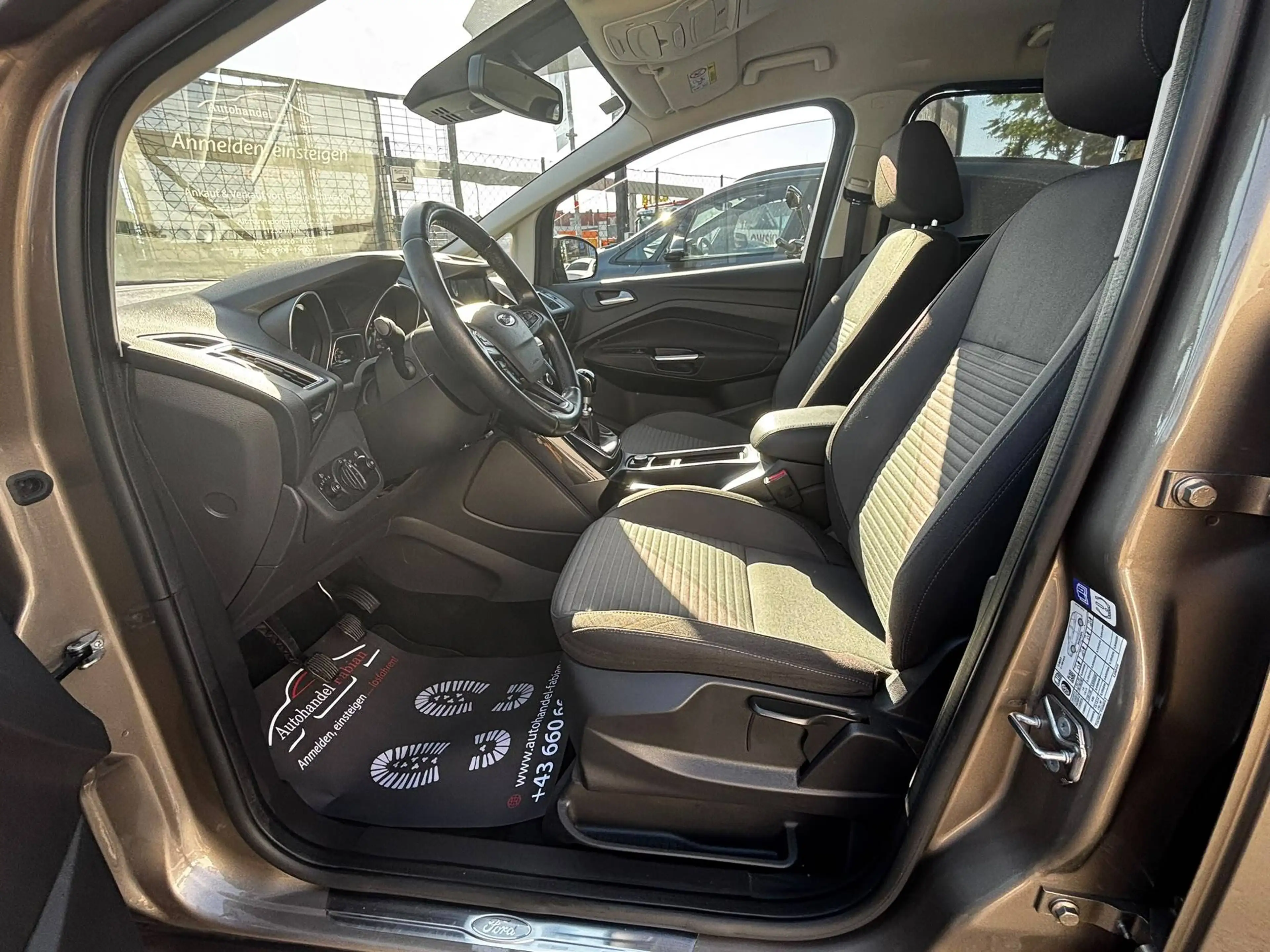 Ford C-Max Titanium 1,5 TDCi 120PS Pickerl Services NEU Zahnriemen gemacht Parkhilfe Sitzheizung — photo 2