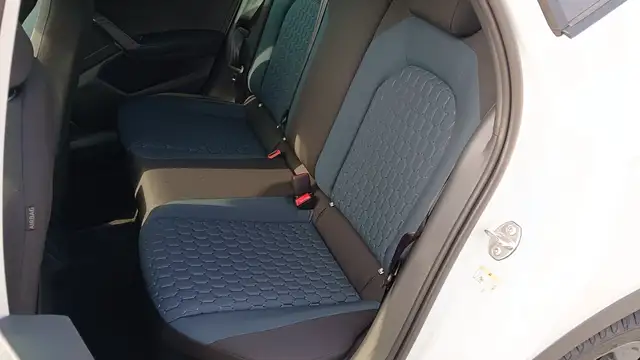 Seat Arona view 12