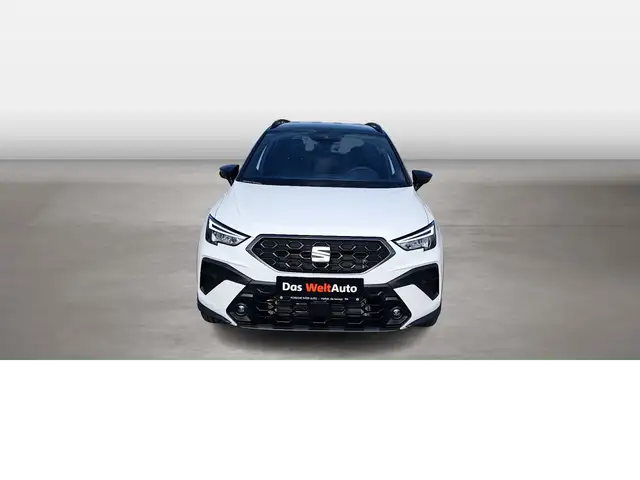 Seat Arona view 8