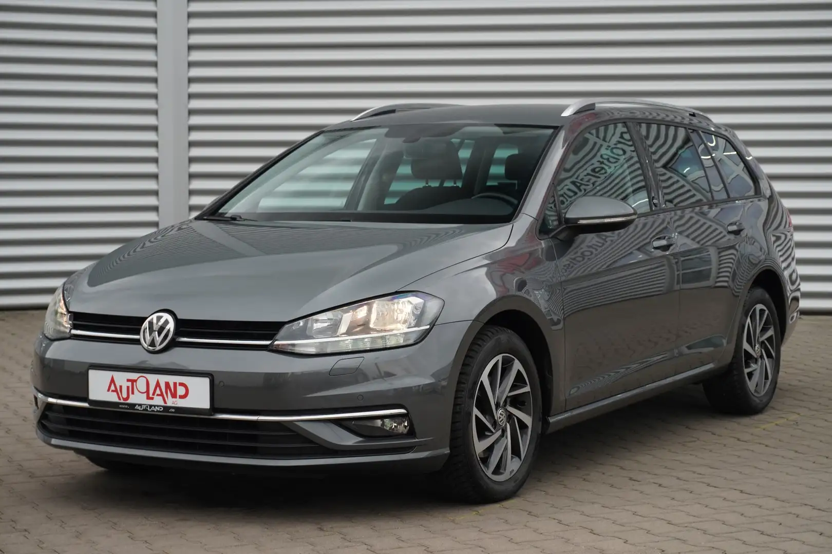Volkswagen Golf VII Variant 1.4  TSI Sound DSG Navi ACC PDC Grau - 2