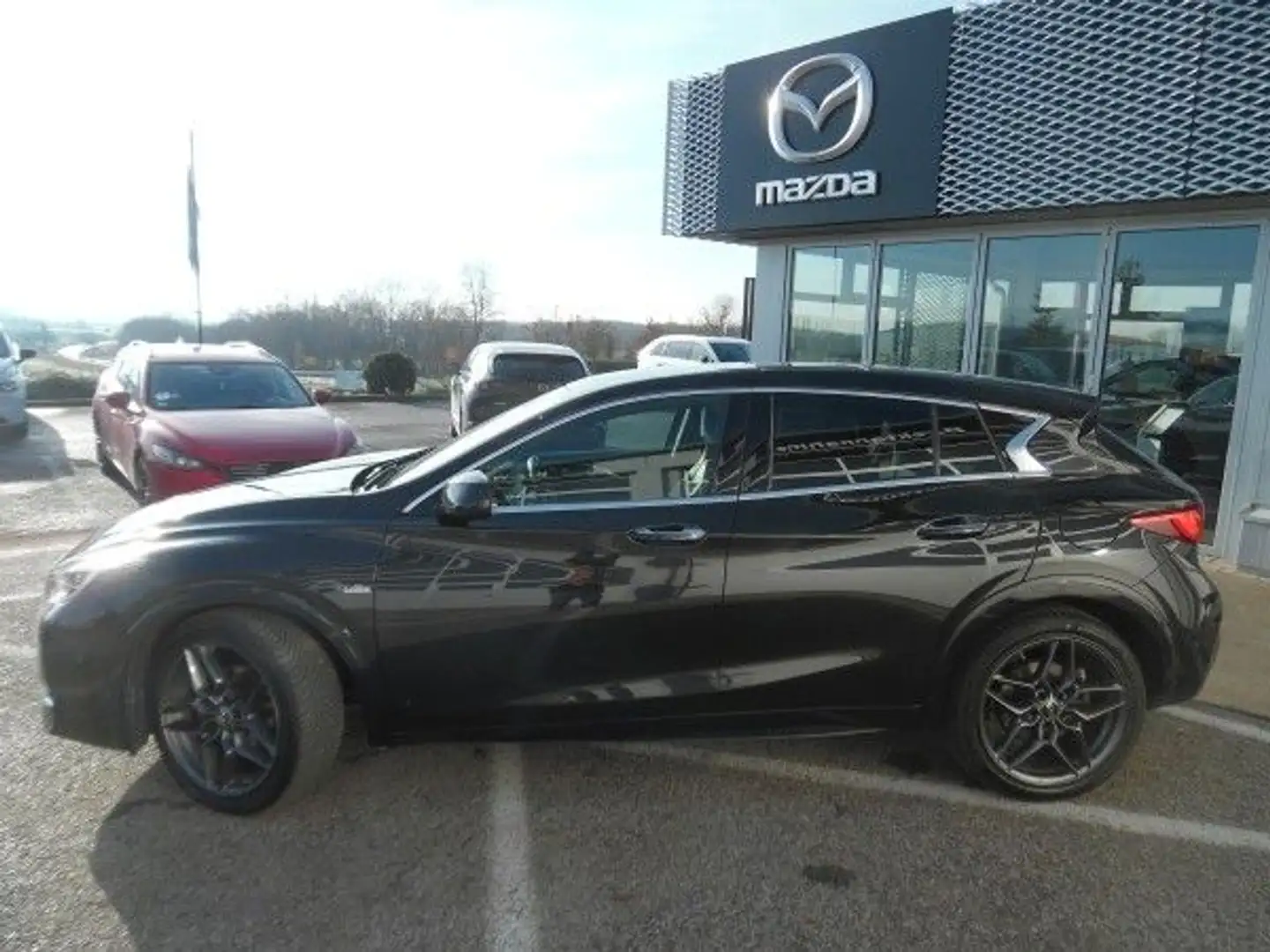 Infiniti Q30 S Noir - 2