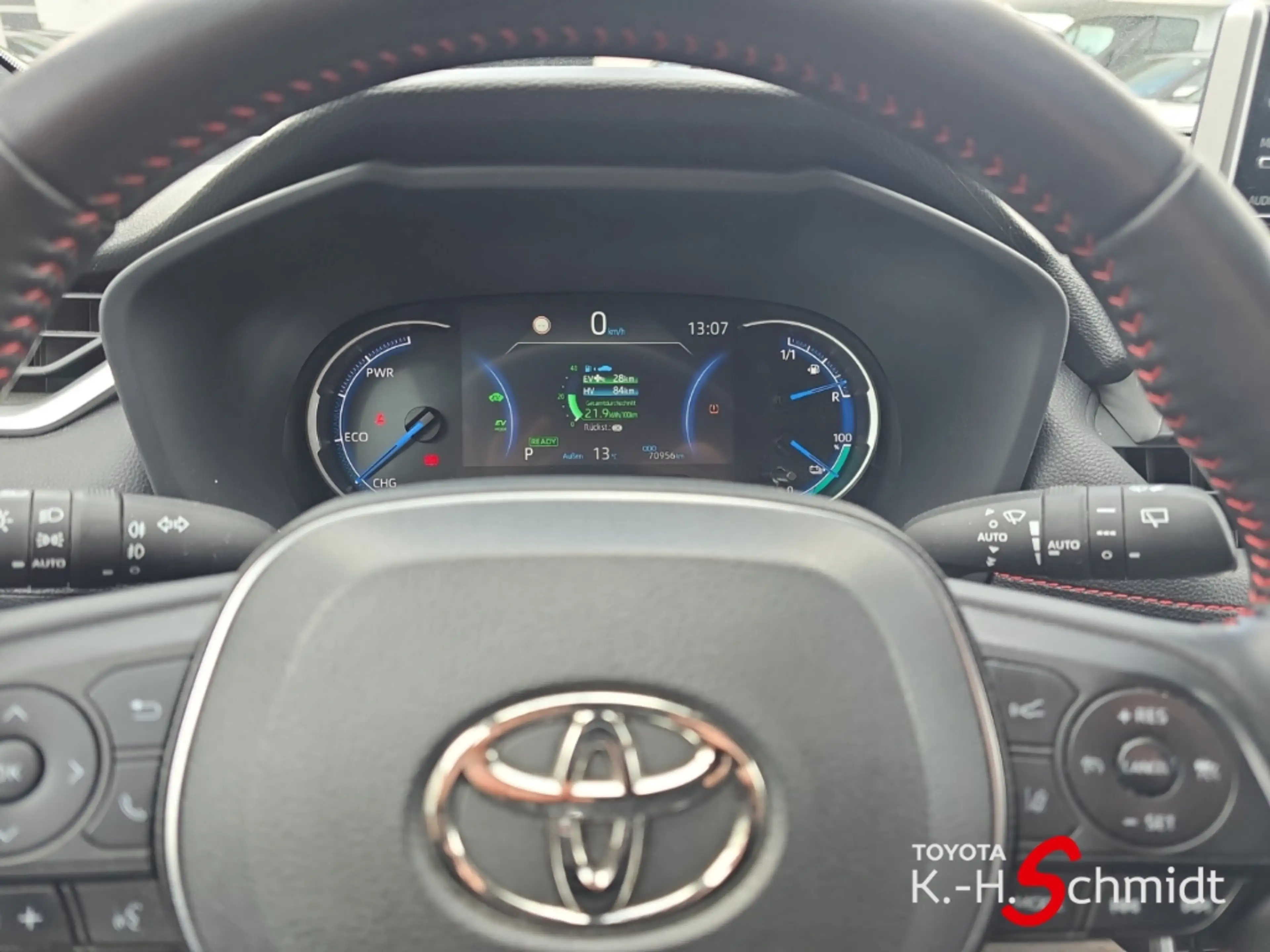 Toyota RAV 4 4x4 Plug-in Hybrid 2.5l 5-Türer — photo 15