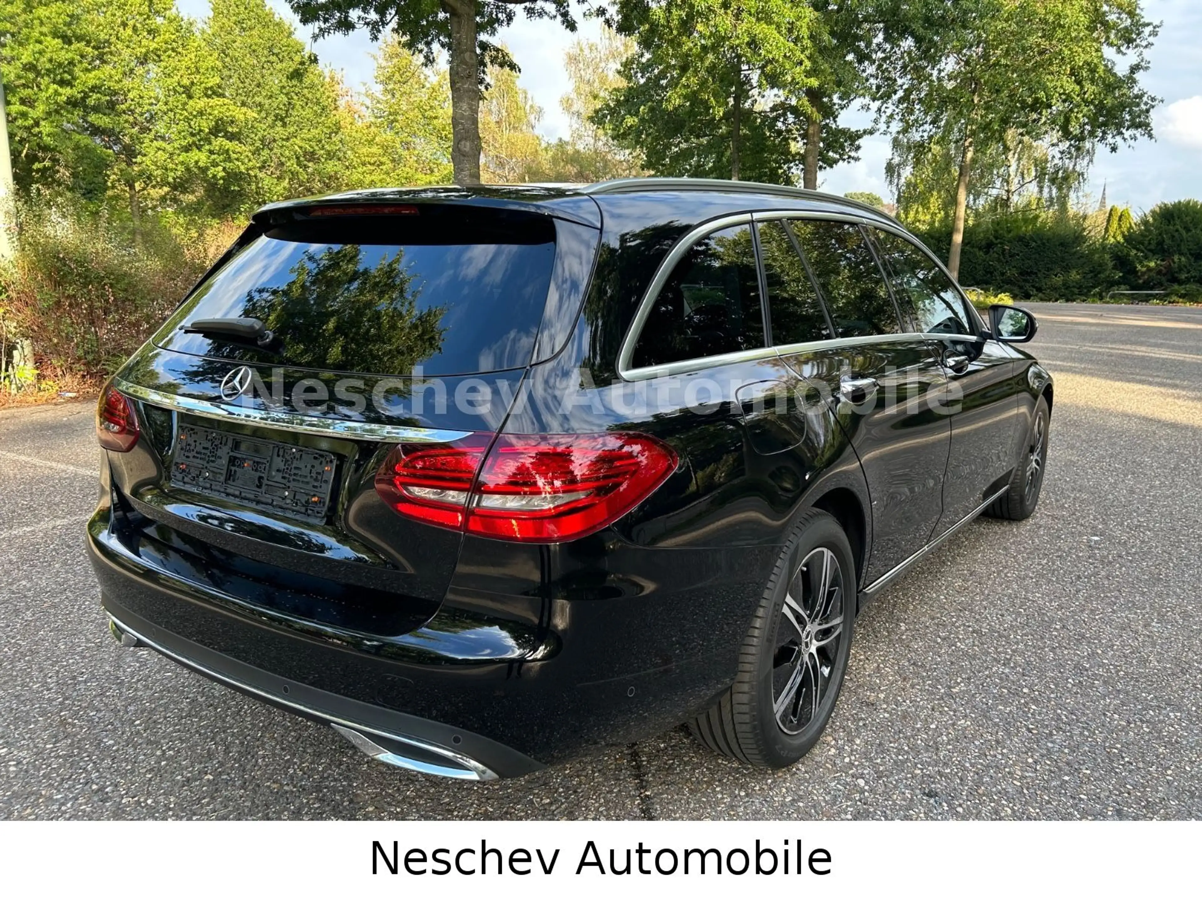 Mercedes-Benz C 300 d 4MATIC T Aut Avantgarde KeylessGo/Comand — photo 11