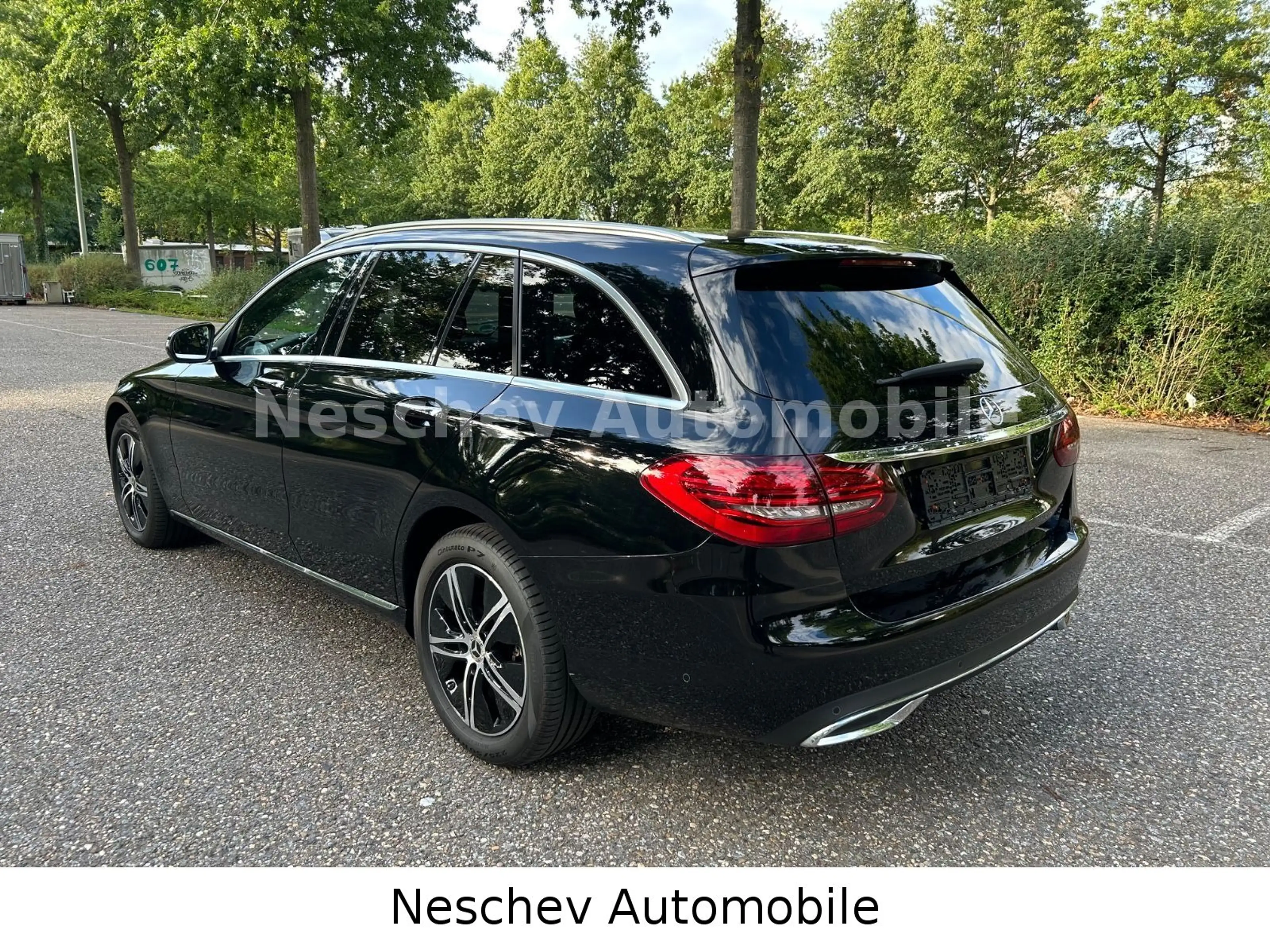Mercedes-Benz C 300 d 4MATIC T Aut Avantgarde KeylessGo/Comand — photo 4