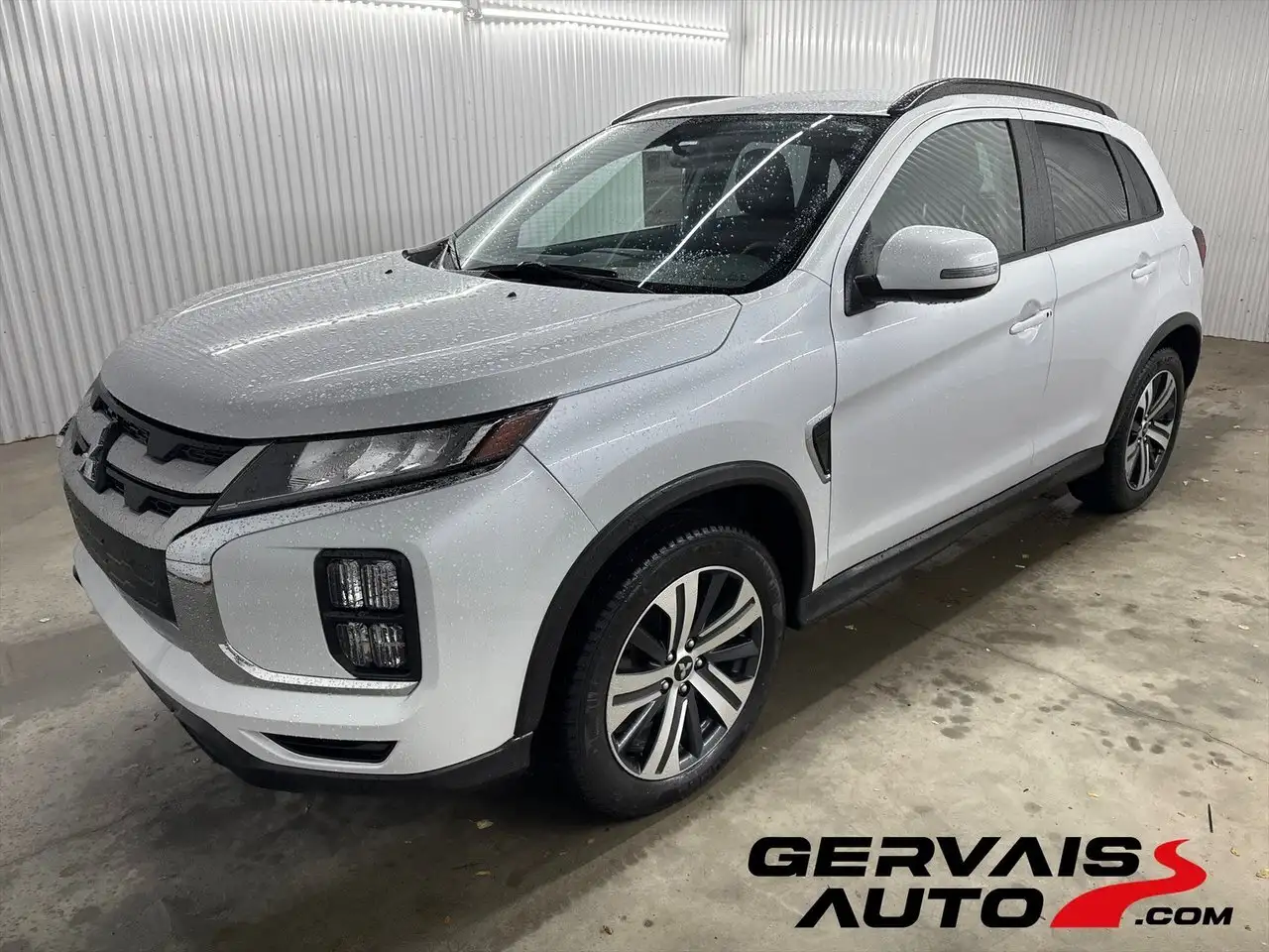 2023 Mitsubishi RVR