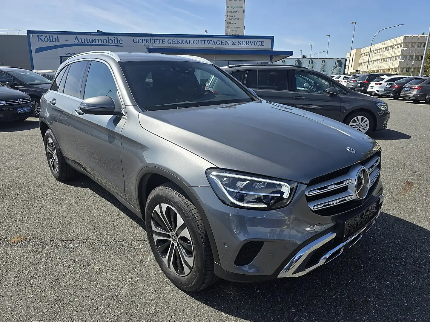Mercedes-Benz GLC 300 e PHEV 4Matic Grau - 1