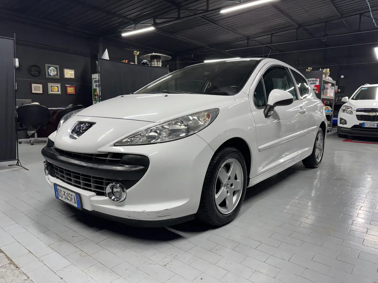 Peugeot 207 207 3p 1.4 vti 16v X-Line CarPlay Neopatentati Bianco - 2