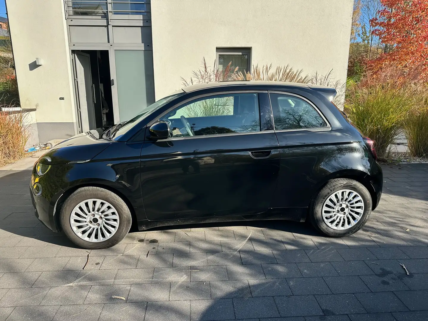 Fiat 500e Zwart - 1