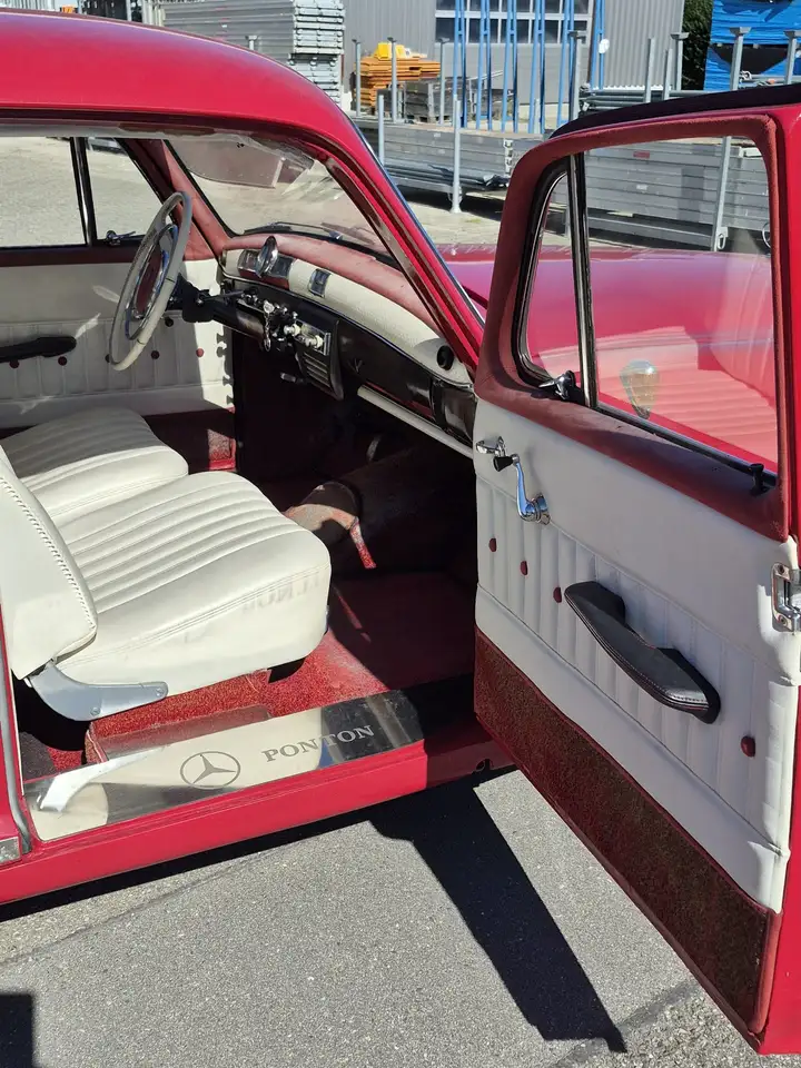 Mercedes-Benz 180 Ponton, foto 2