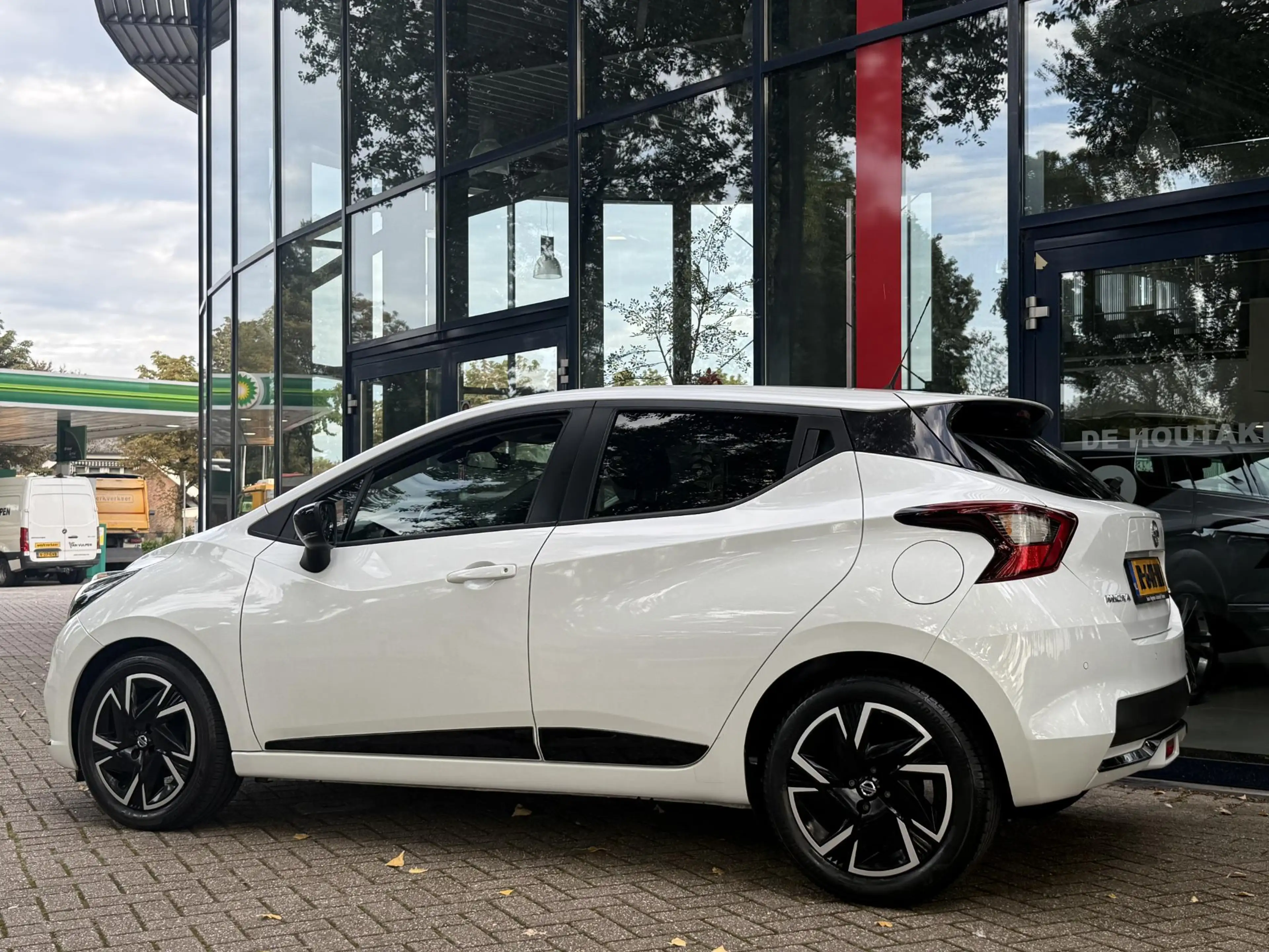 Nissan Micra 1.0 IG-T N-Design | Airconditioning | Navigatie | — photo 5