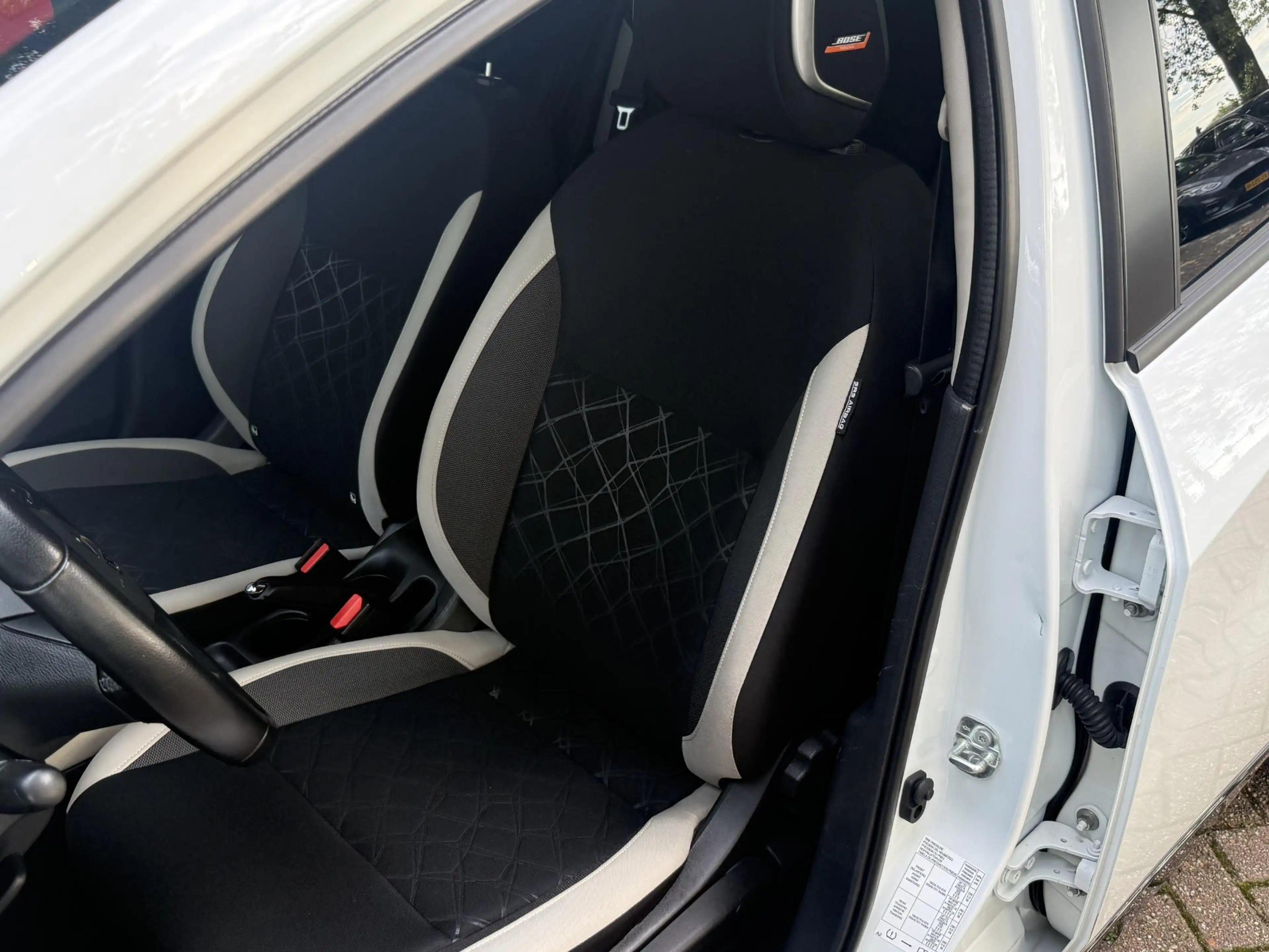 Nissan Micra 1.0 IG-T N-Design | Airconditioning | Navigatie | — photo 14