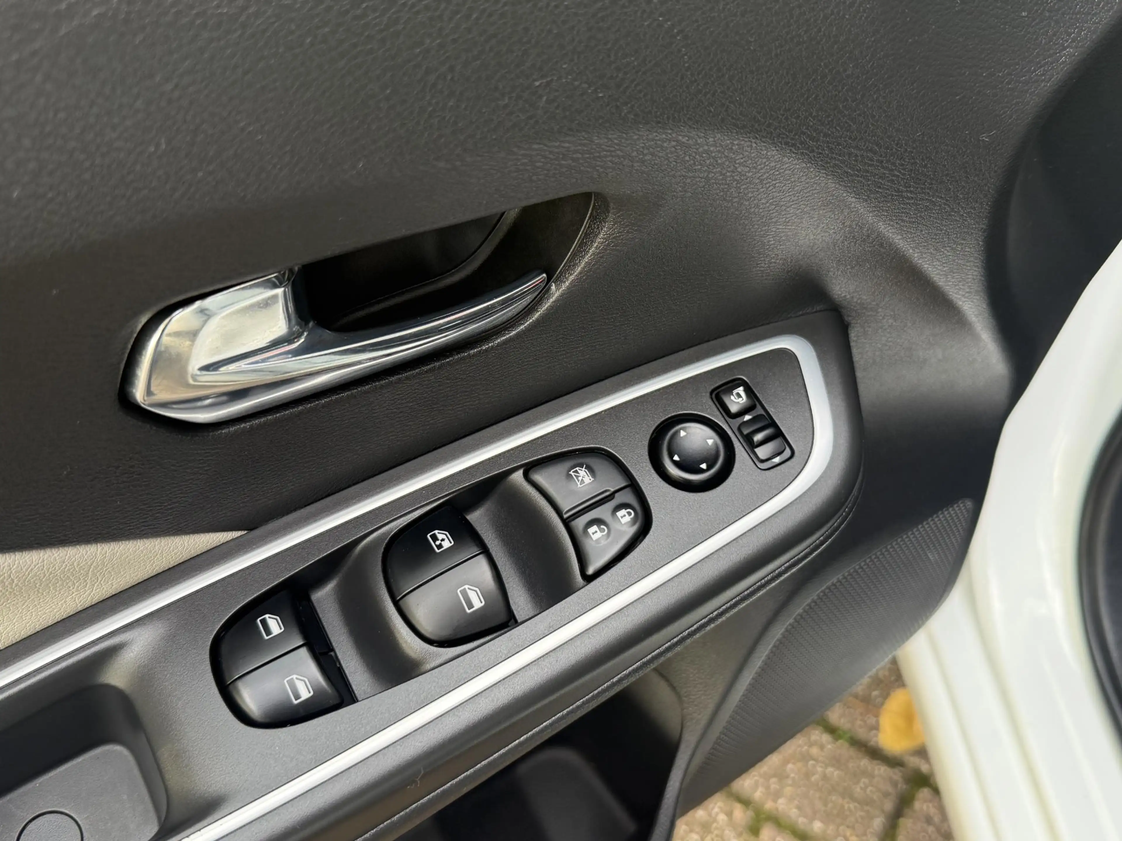 Nissan Micra 1.0 IG-T N-Design | Airconditioning | Navigatie | — photo 12