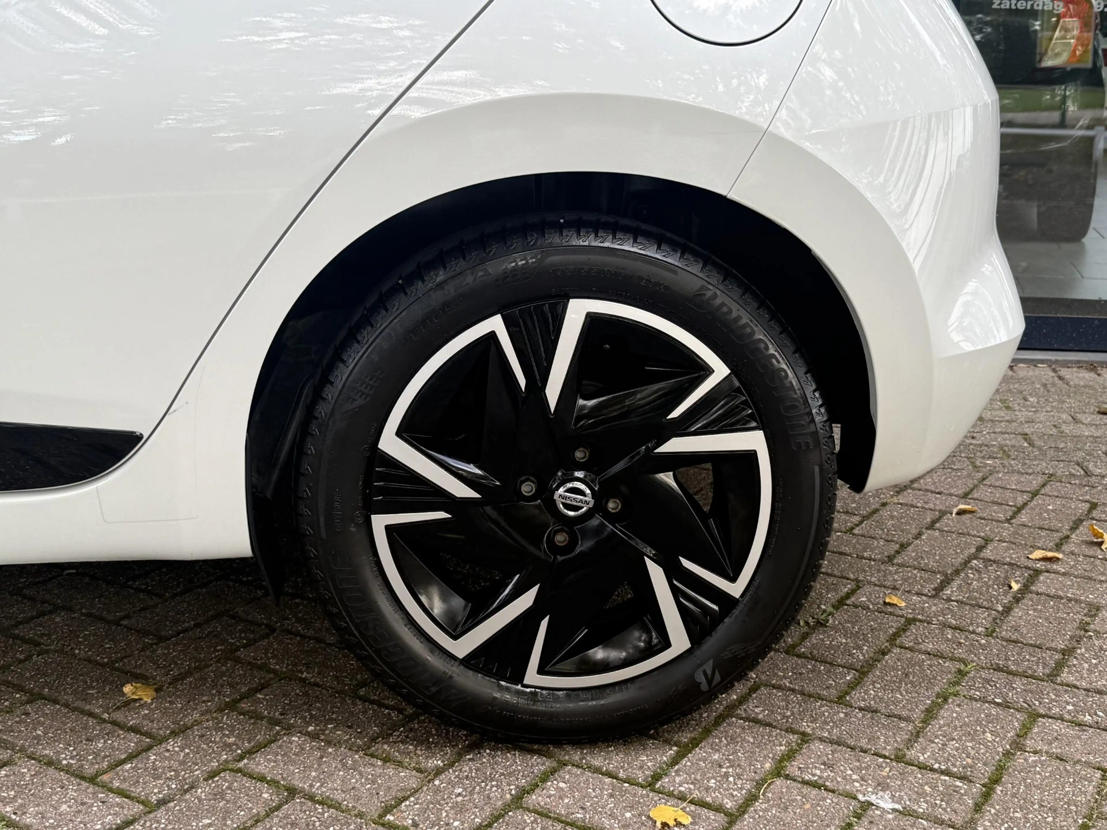 Nissan Micra 1.0 IG-T N-Design | Airconditioning | Navigatie | — photo 4