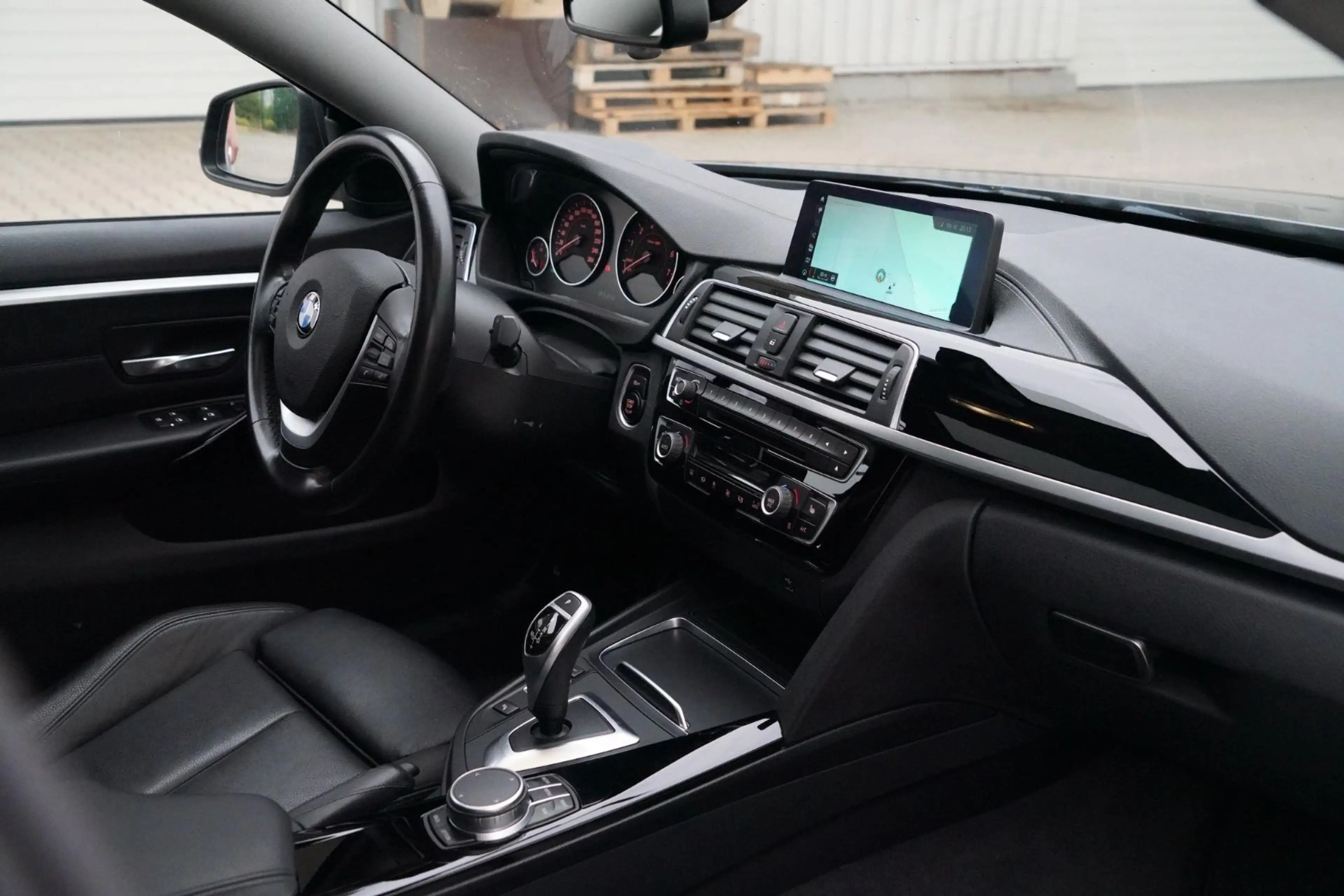 BMW 440 i Gran Coupe xDrive Sport Line Pano WLAN HUD — photo 9
