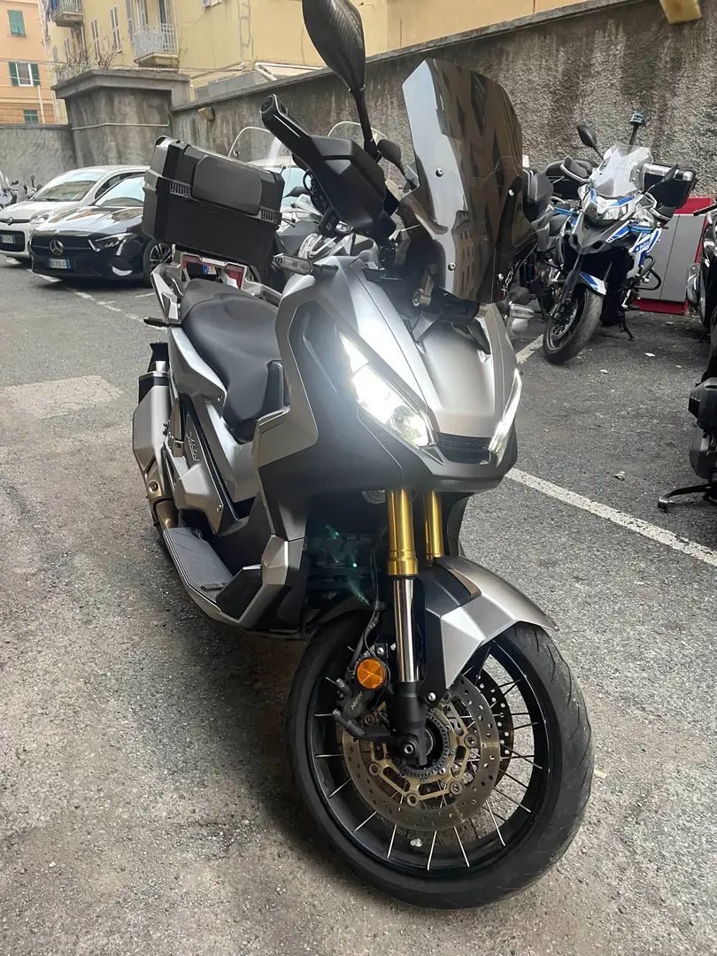 Honda X-ADV abs dct hstc Argintiu - 2