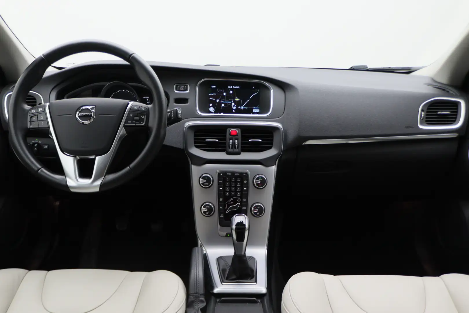 Volvo V40 2.0 T3 Nordic+ Leer, Panoramadak, Navigatie, LED, Blauw - 2