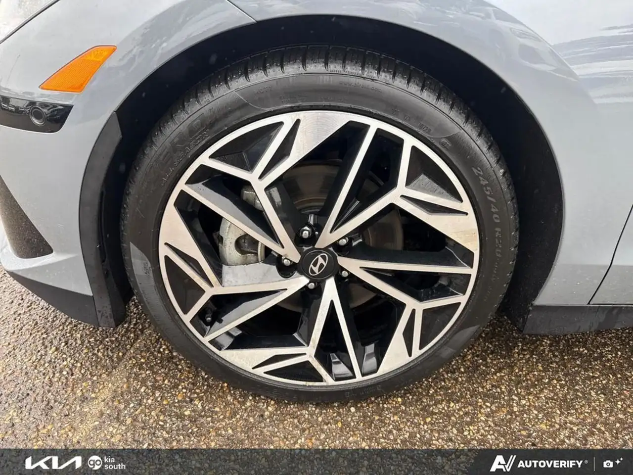Hyundai IONIQ 6 снимка Hyundai IONIQ 6