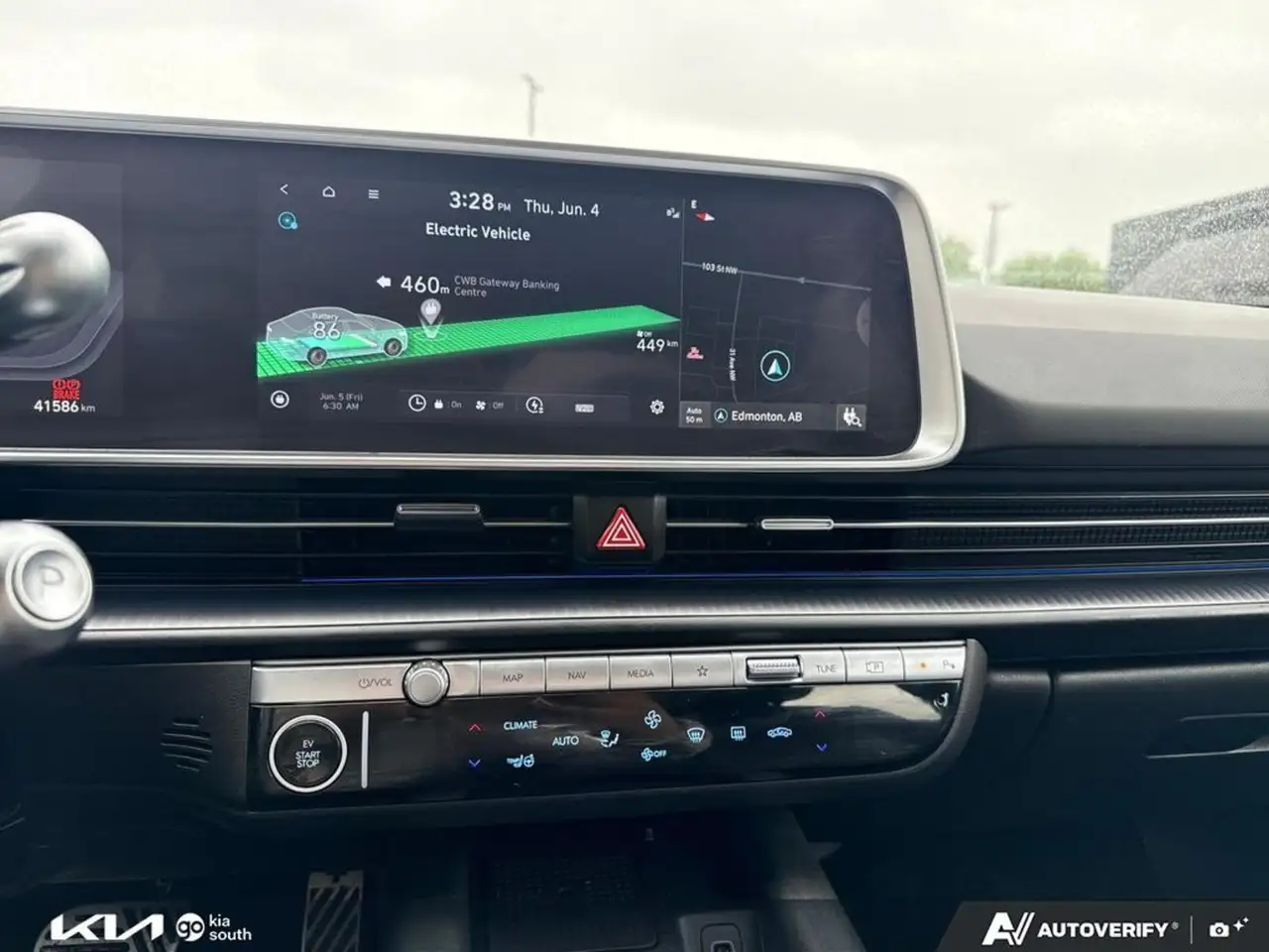 Hyundai IONIQ 6 снимка Hyundai IONIQ 6