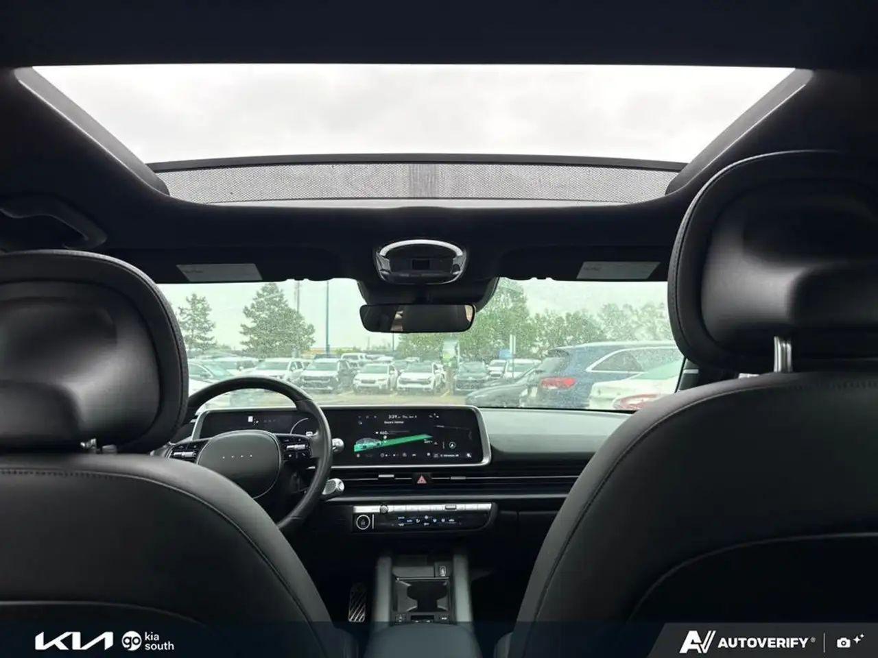 Hyundai IONIQ 6 снимка Hyundai IONIQ 6