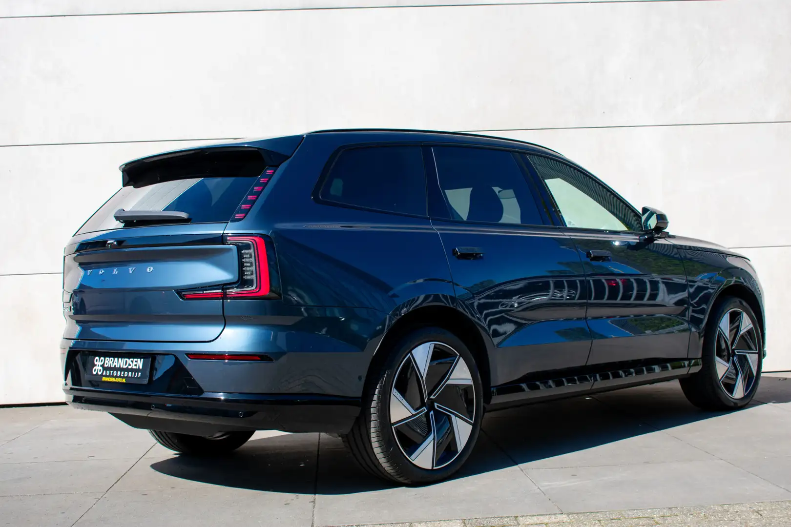 Volvo EX90 Twin Motor Ultra 7p. 111 kWh -Luchvering-Trekhaak- Albastru - 2