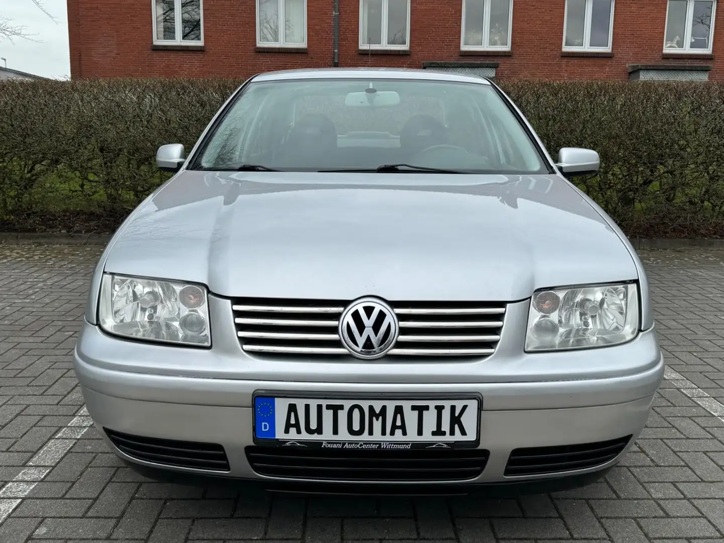 Volkswagen Bora 2.0 Lim. Comfortline*Automatik* Stříbrná - 2