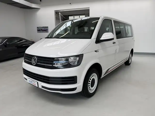 Volkswagen Transporter 8 Posti