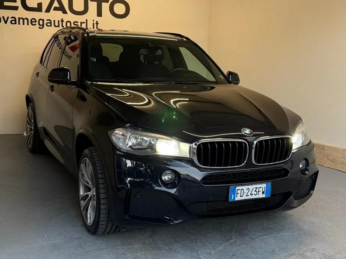 BMW X5 sDrive25d Nero - 2